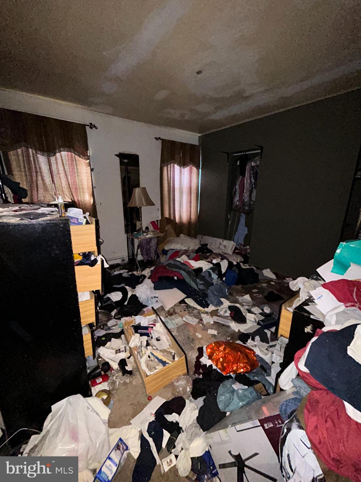 5821 WAKEFIELD STREET