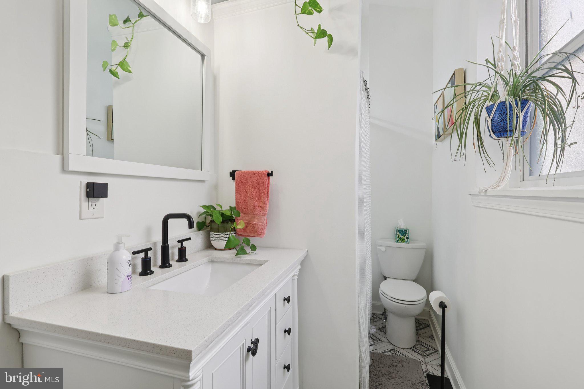 908 N ORIANNA STREET