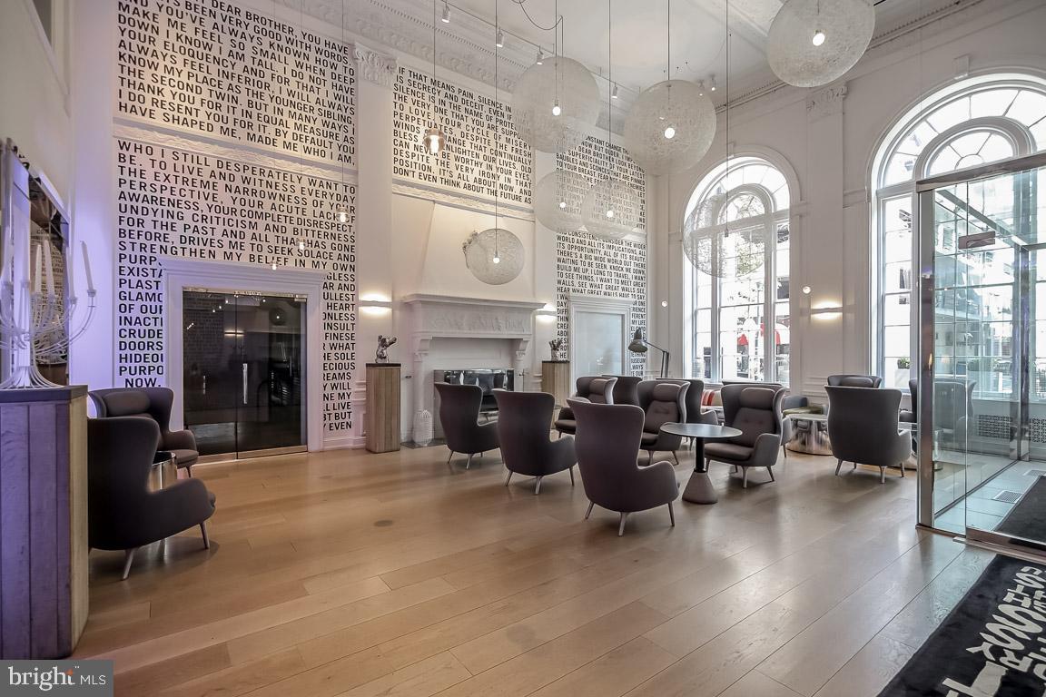 1701 LOCUST STREET 15 1704
