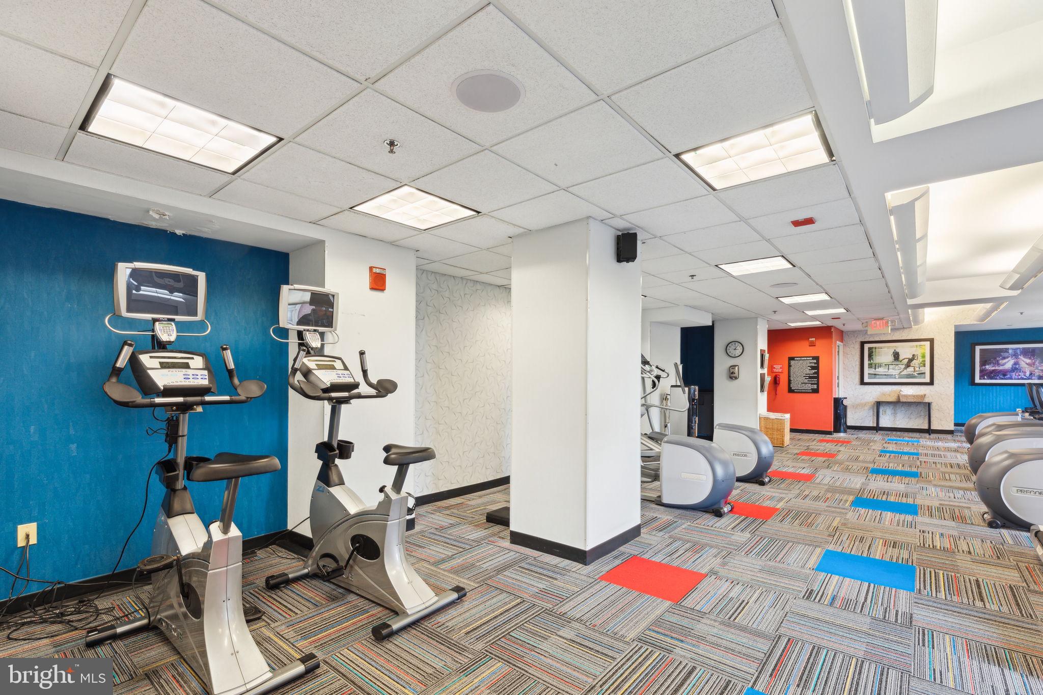 1701 LOCUST STREET 15 1704