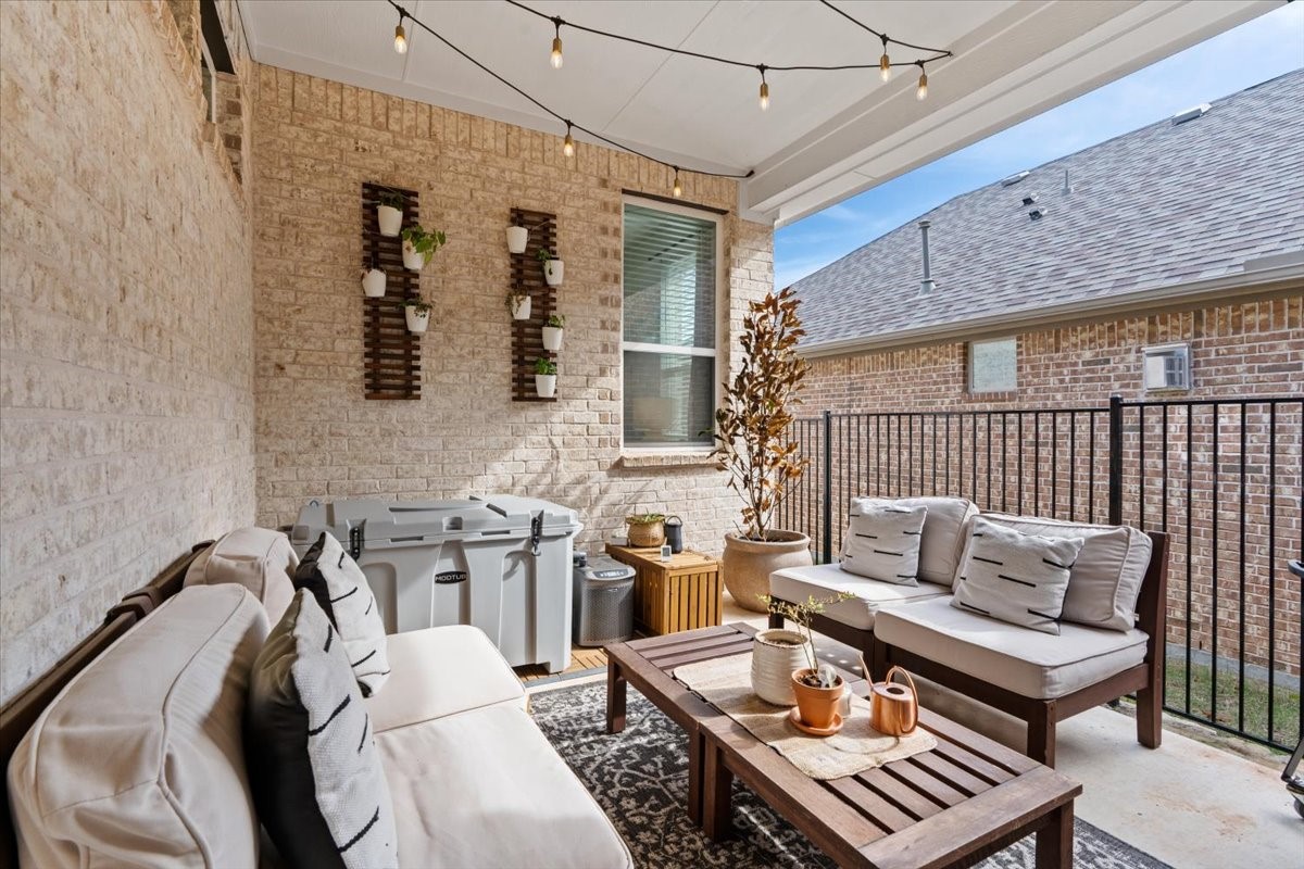 1103 Granada Drive