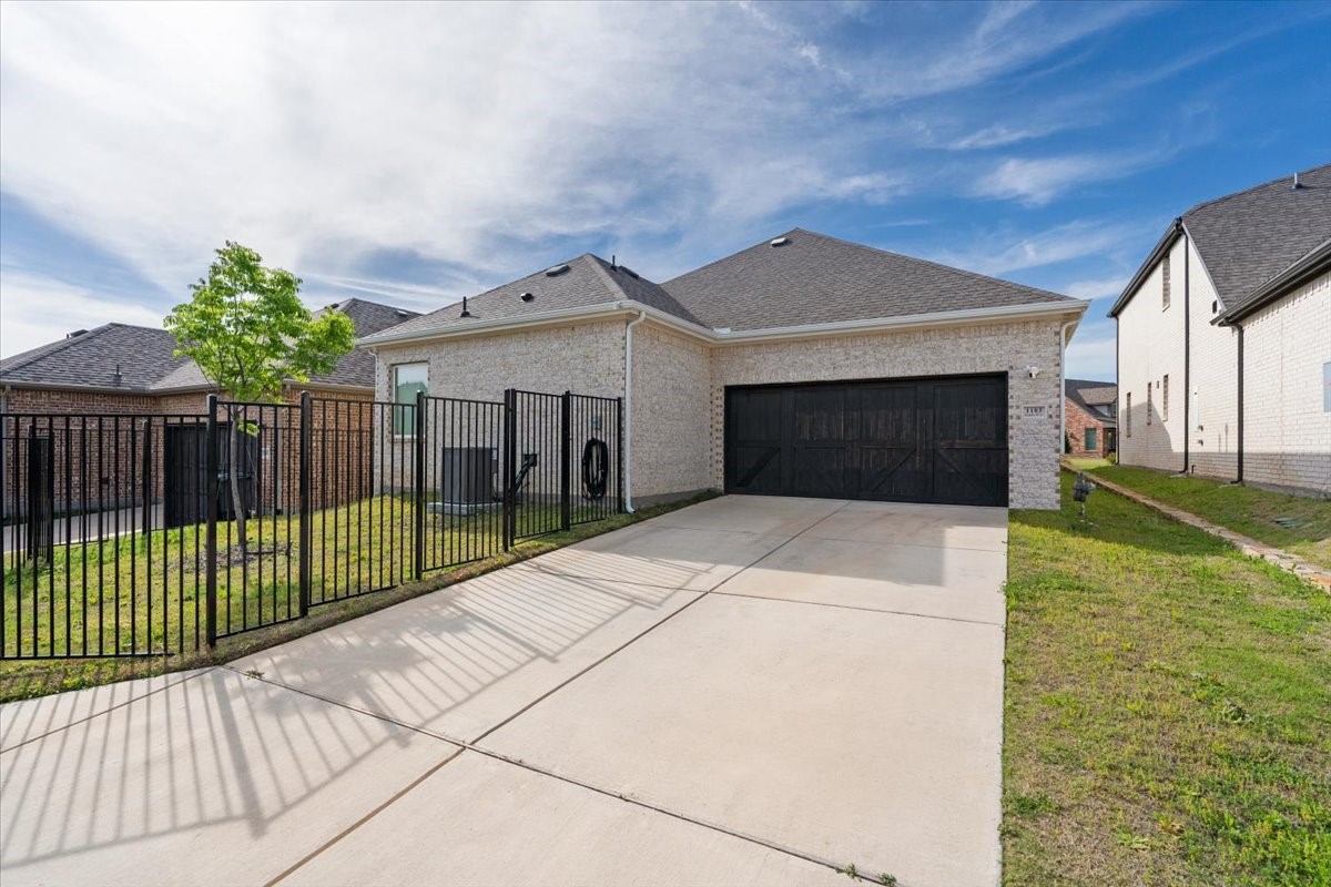 1103 Granada Drive
