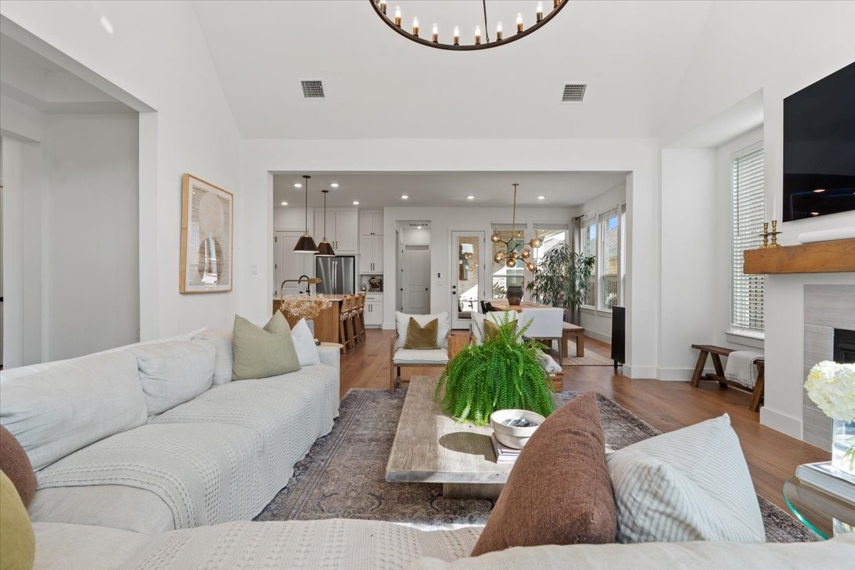 1103 Granada Drive