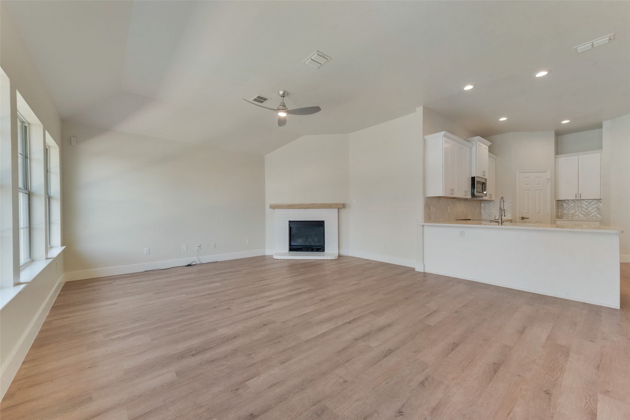 3613 Apple Blossom Lane