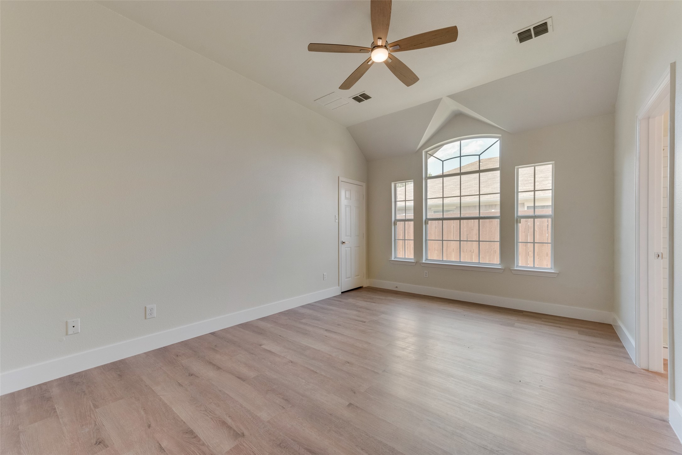 3613 Apple Blossom Lane