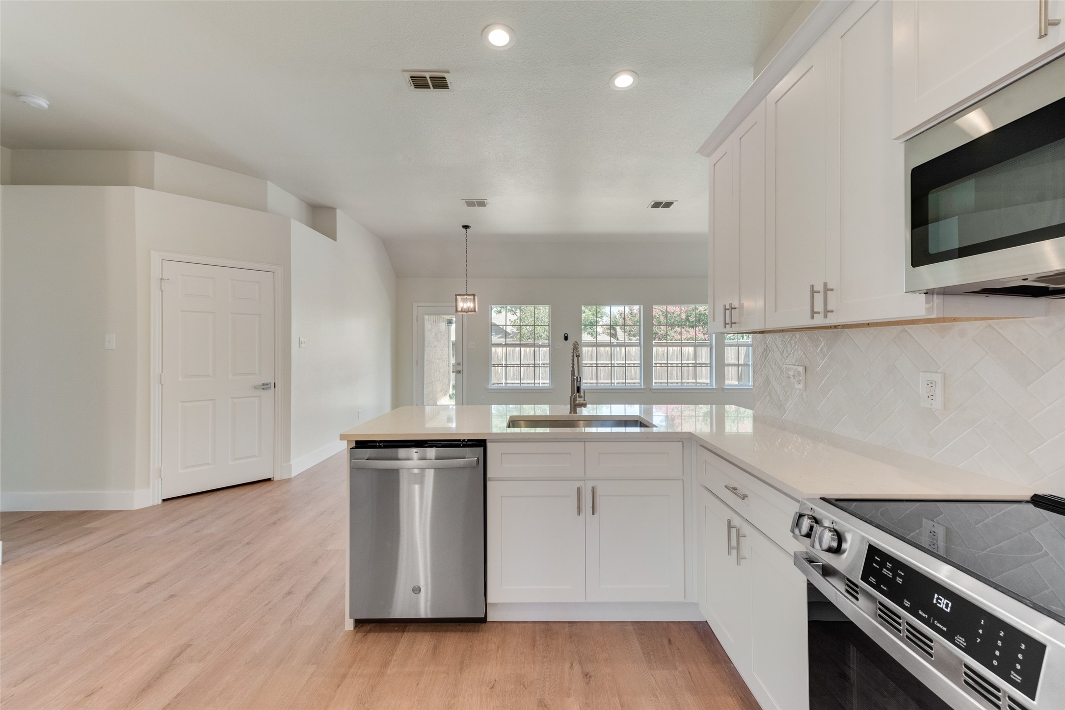 3613 Apple Blossom Lane