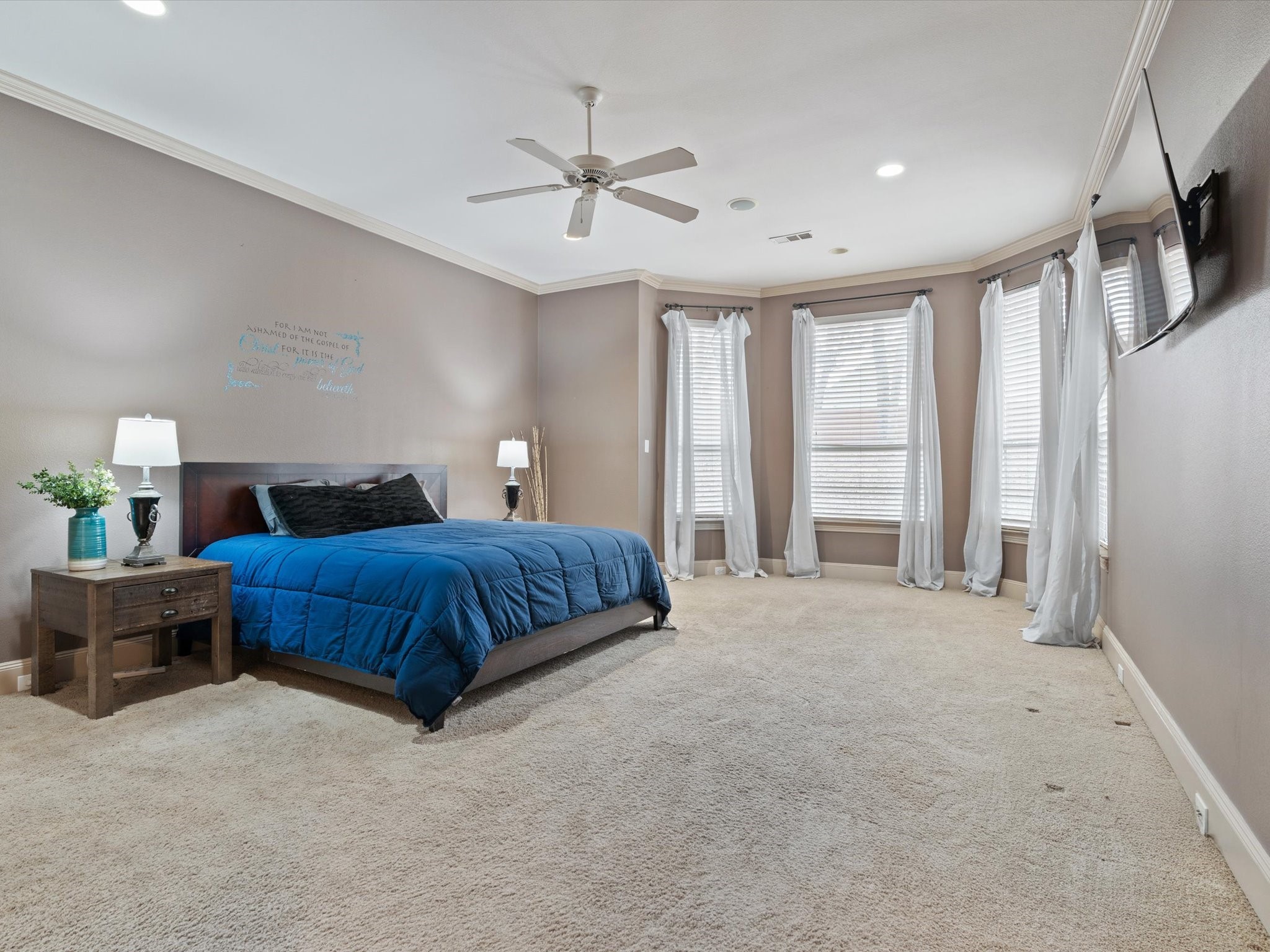 920 Meandering Woods Drive
