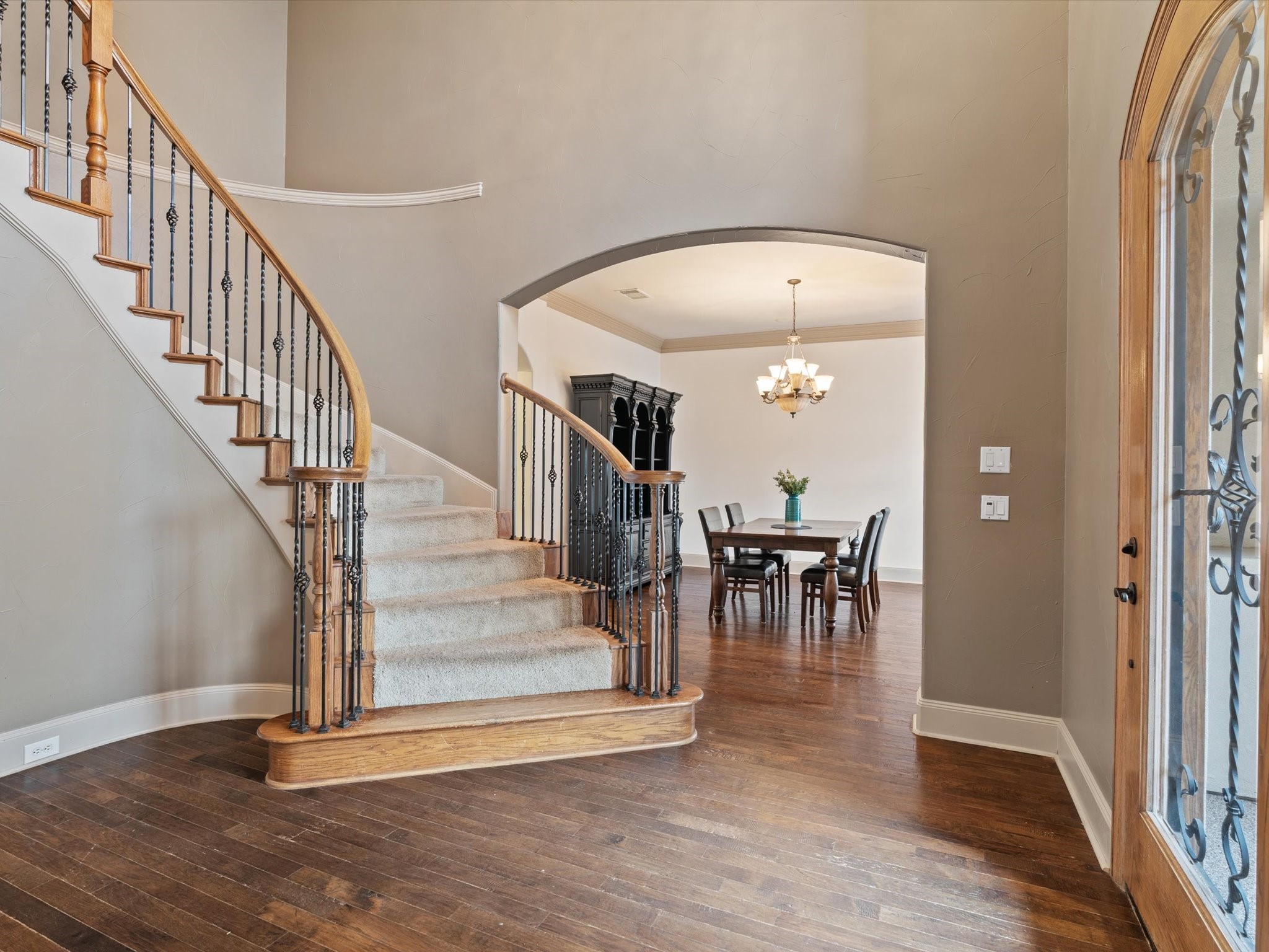 920 Meandering Woods Drive