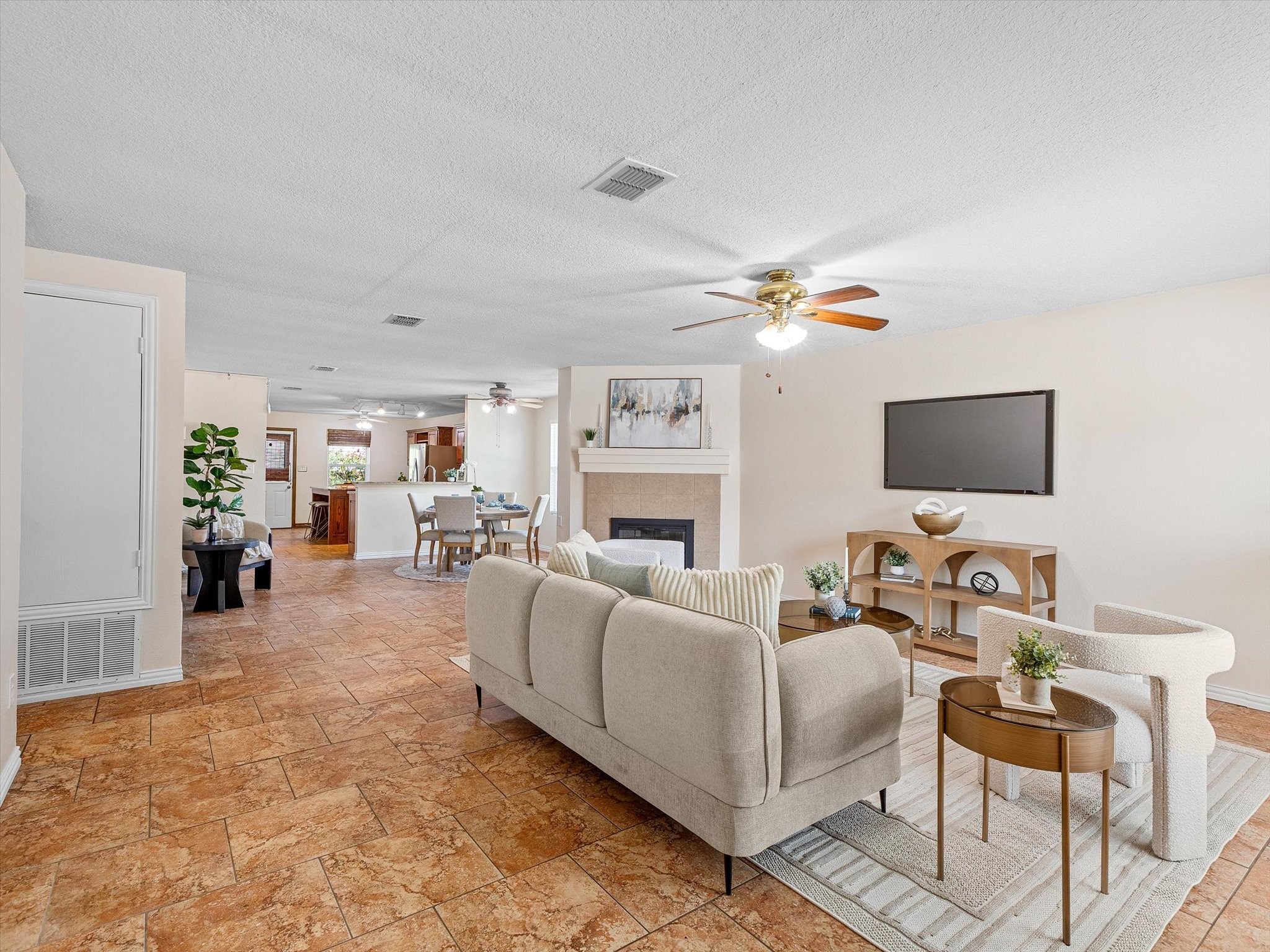 4500 Cedar Crest Drive
