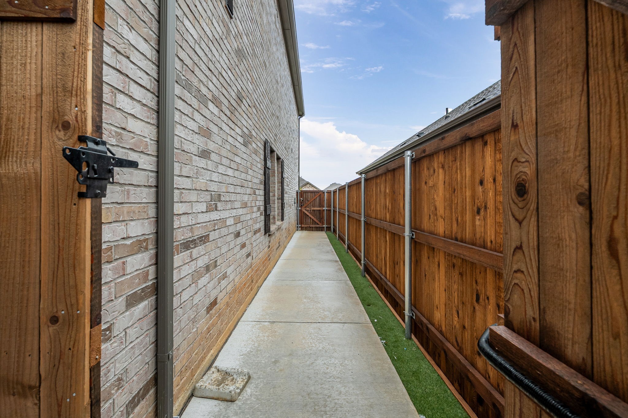 10125 Autumn Leaves Lane