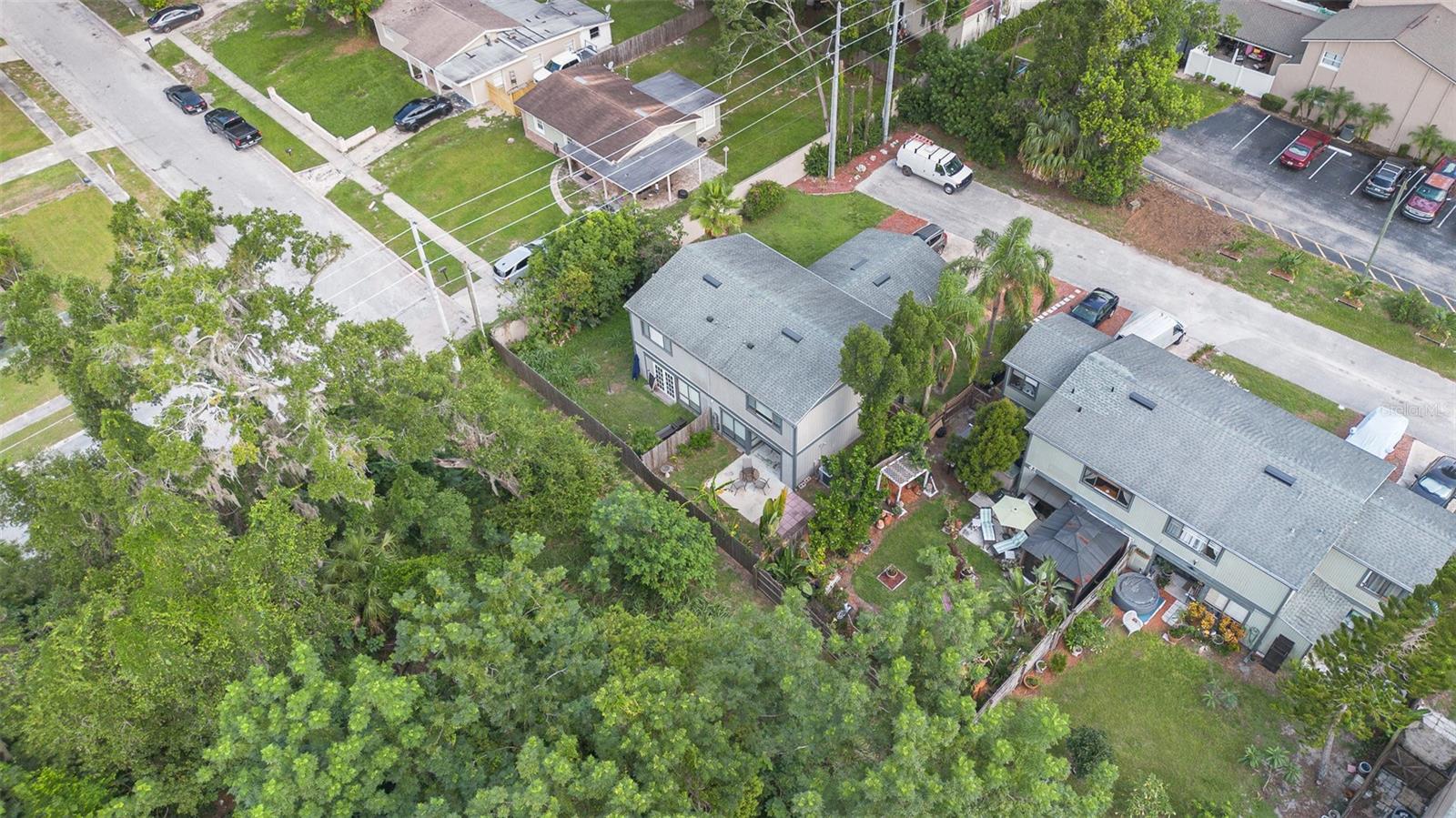 832 PARK LAKE PL #6A
