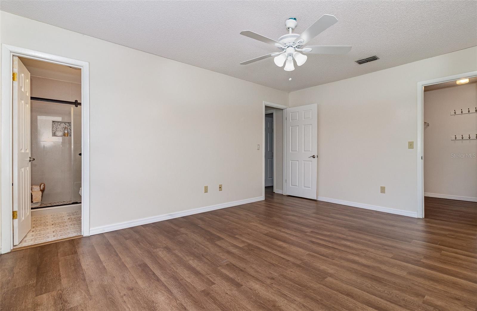 832 PARK LAKE PL #6A