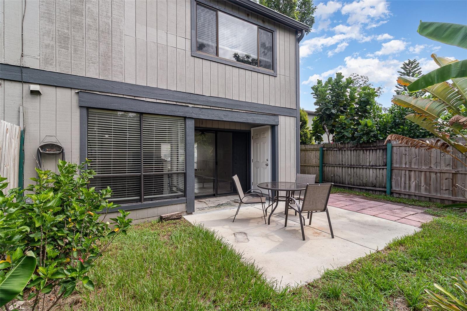 832 PARK LAKE PL #6A
