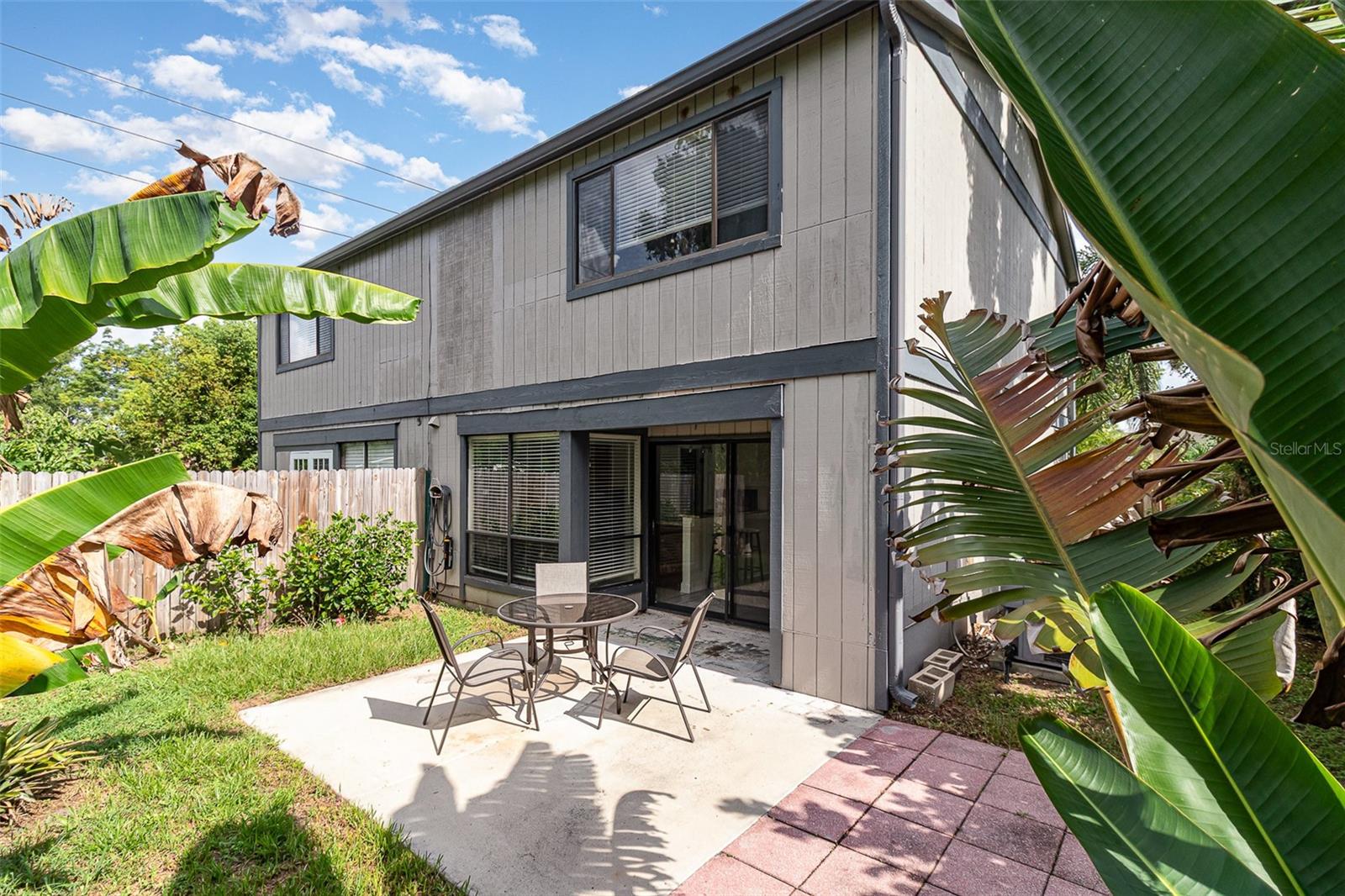832 PARK LAKE PL #6A