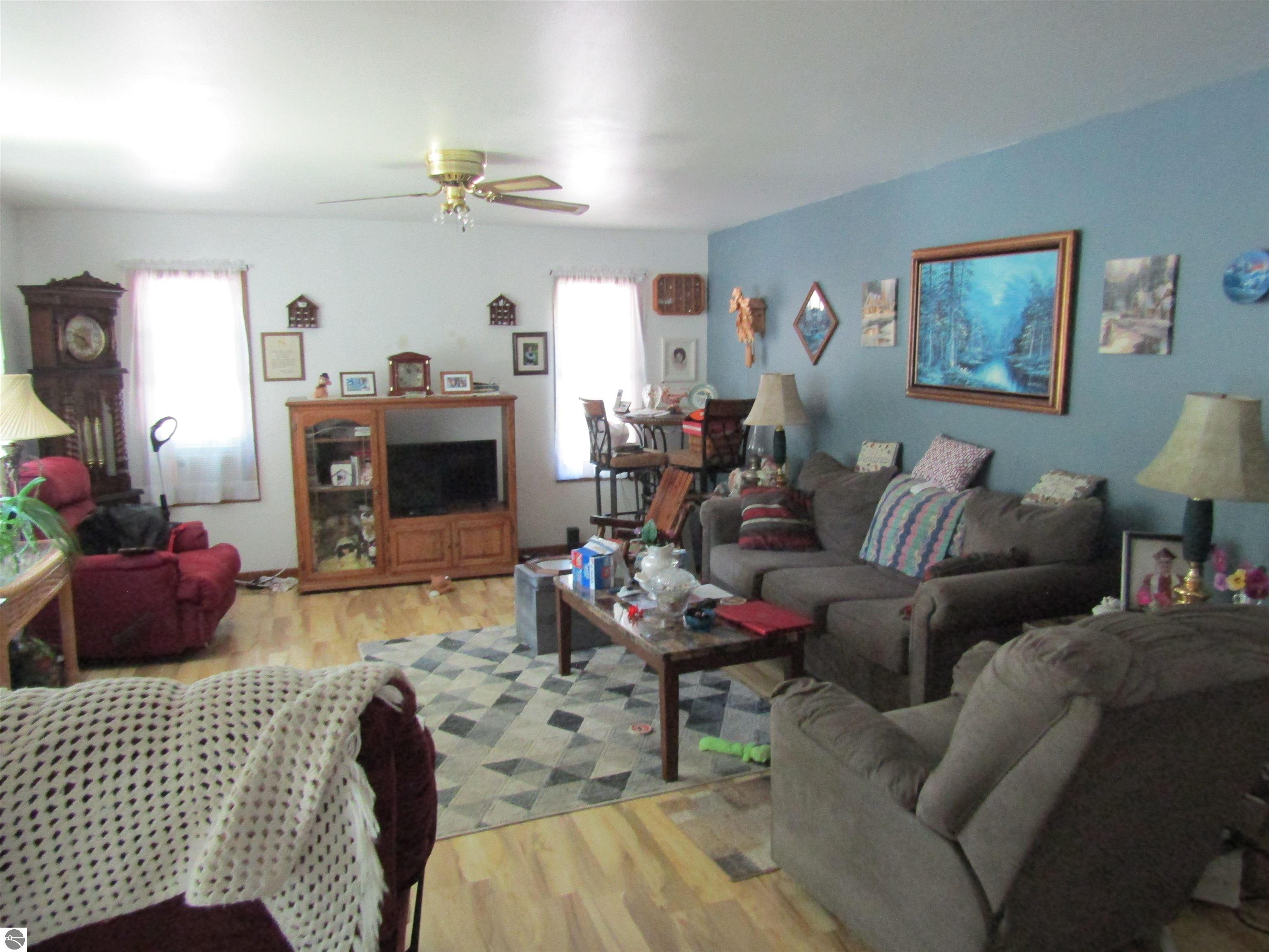 2911 Totem Cross Road