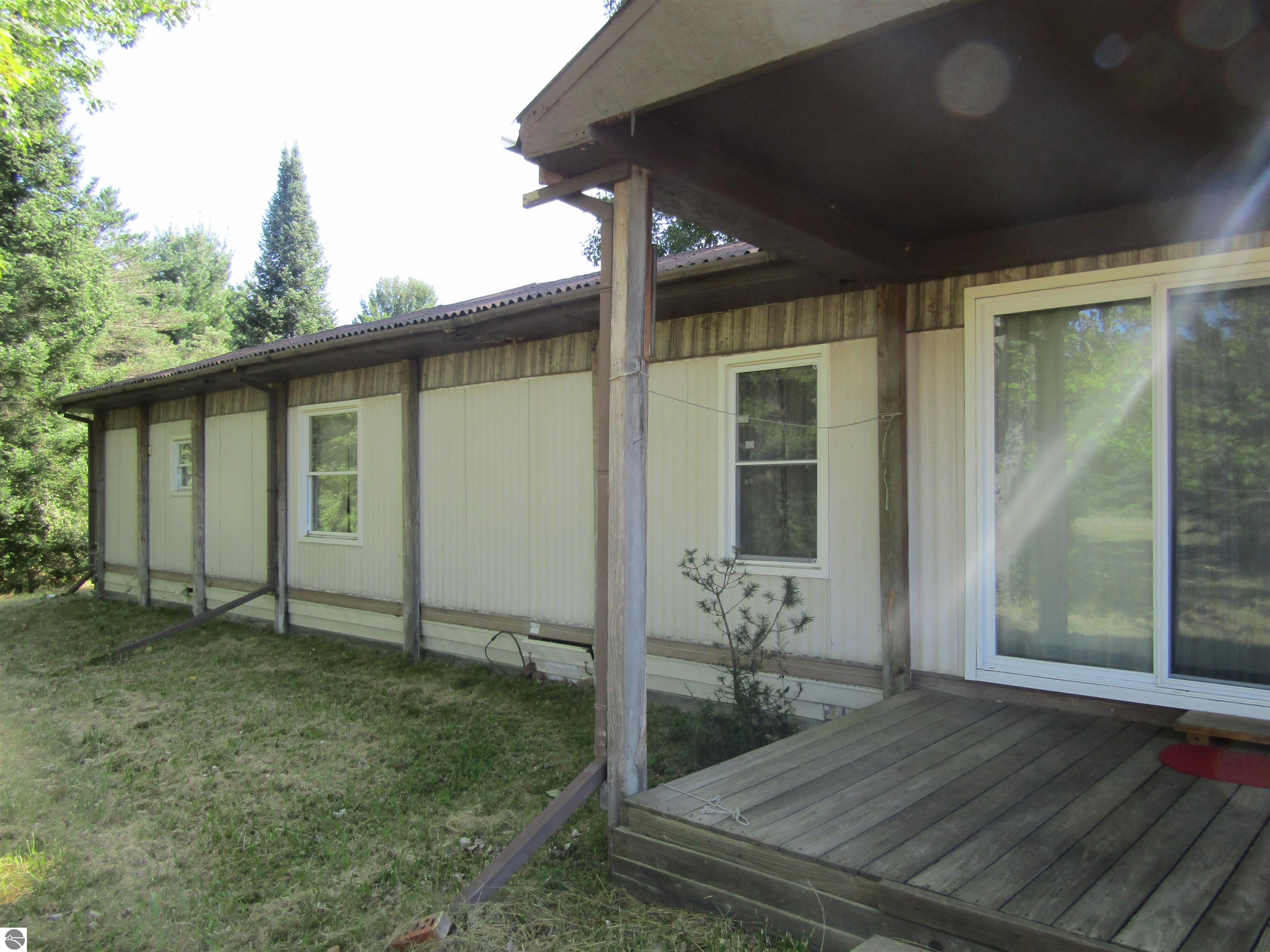 1065 Schemp Road