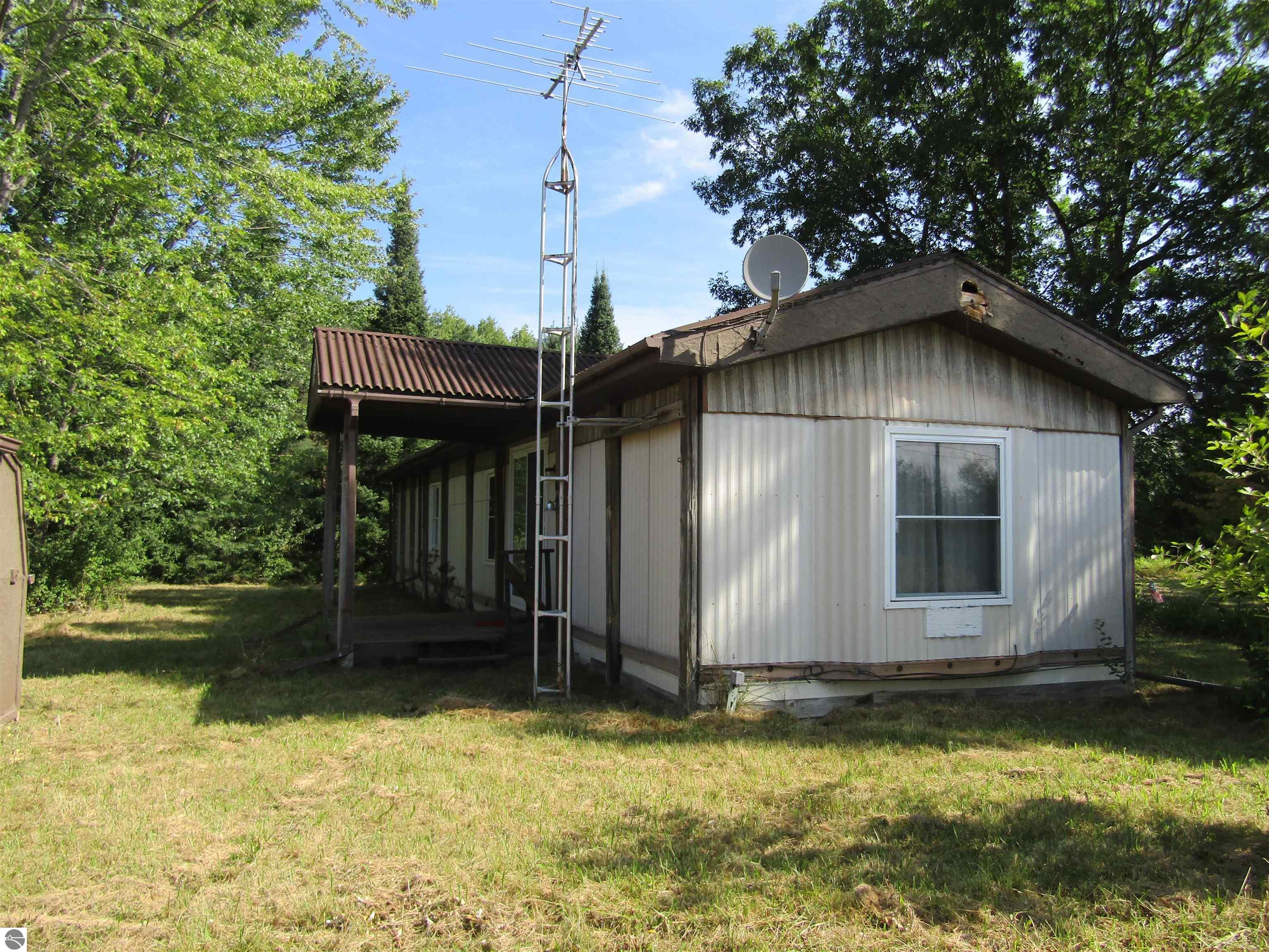 1065 Schemp Road