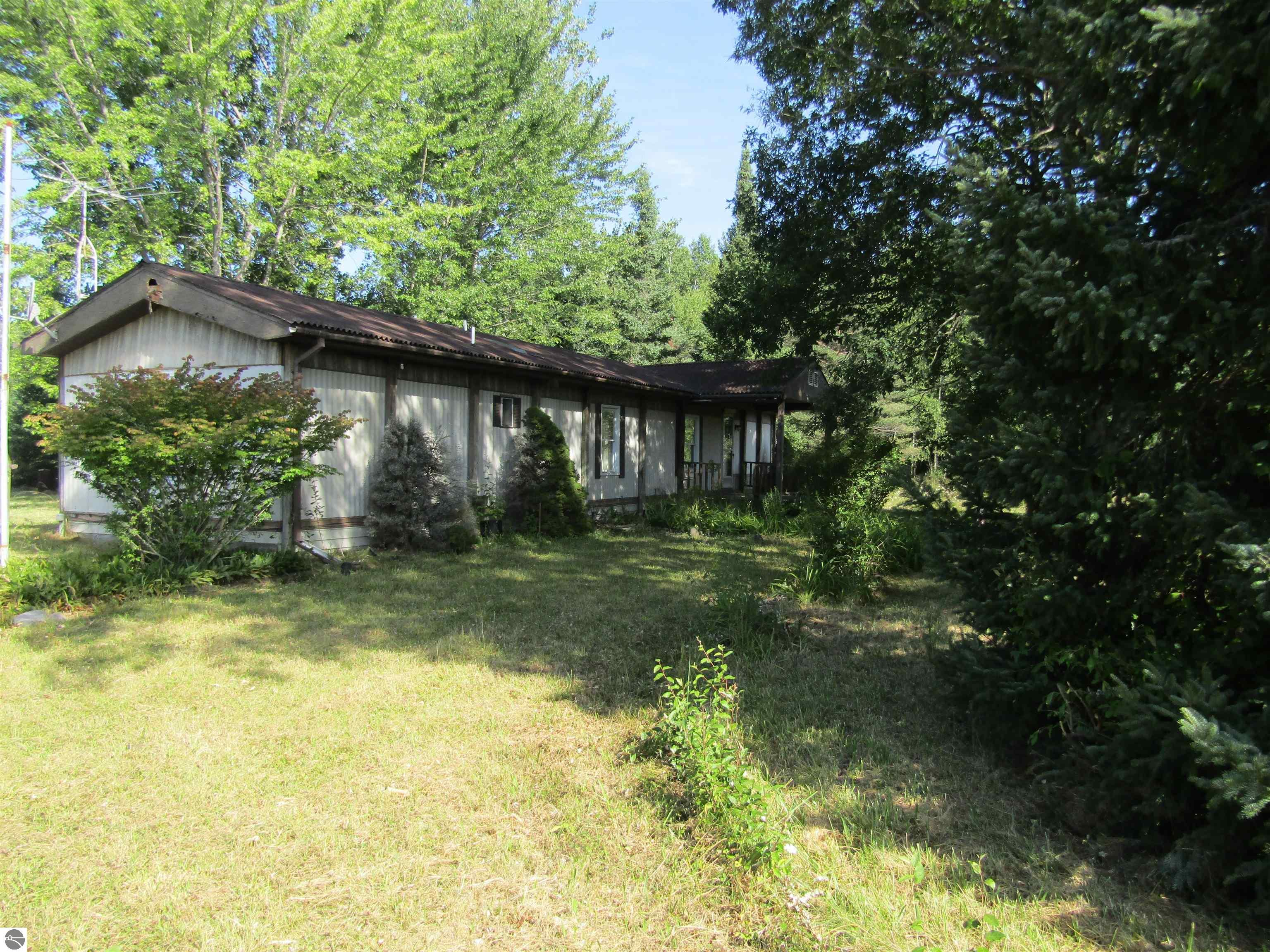 1065 Schemp Road