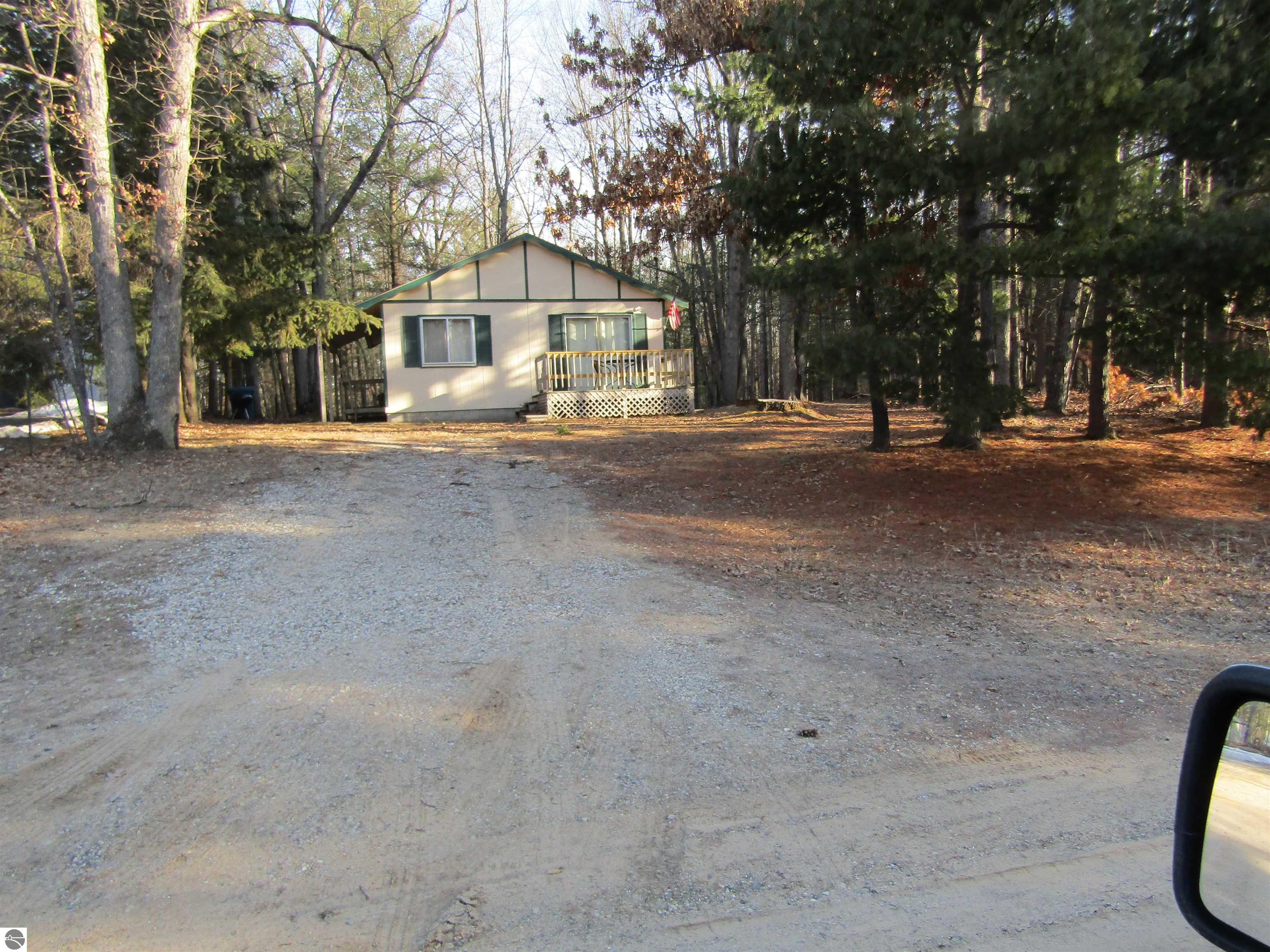 1821 Onondaga Trail