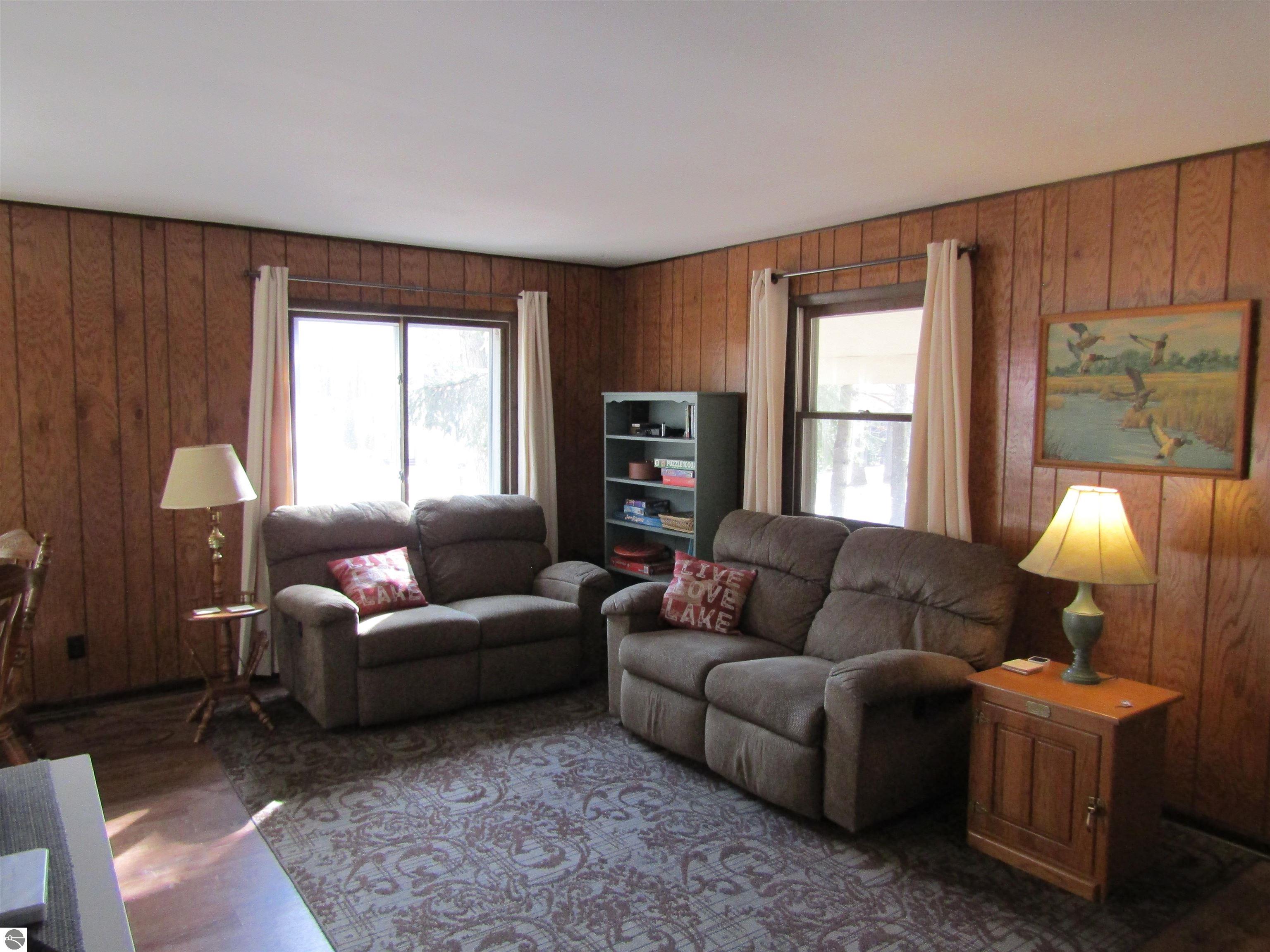 1821 Onondaga Trail