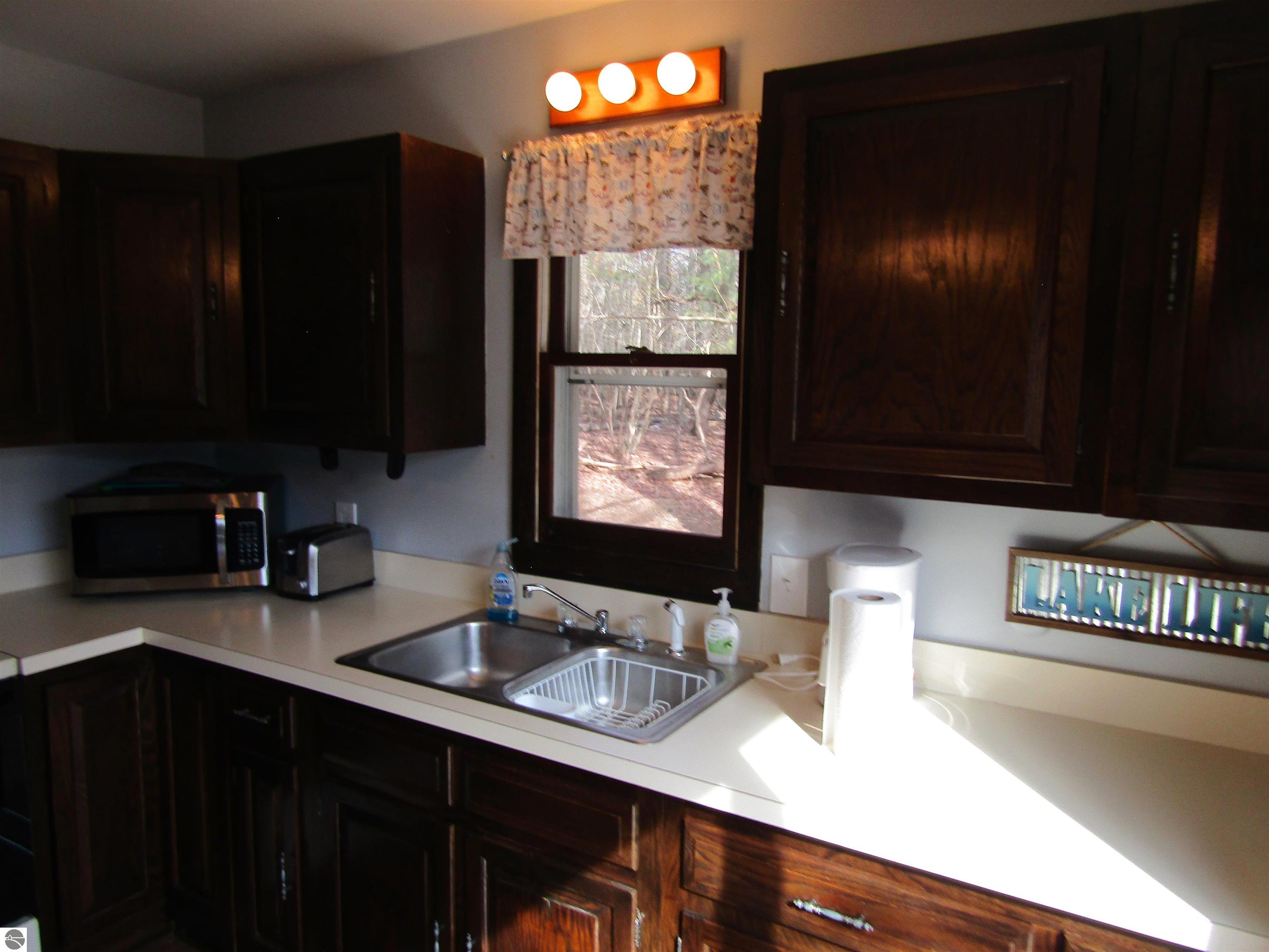 1821 Onondaga Trail