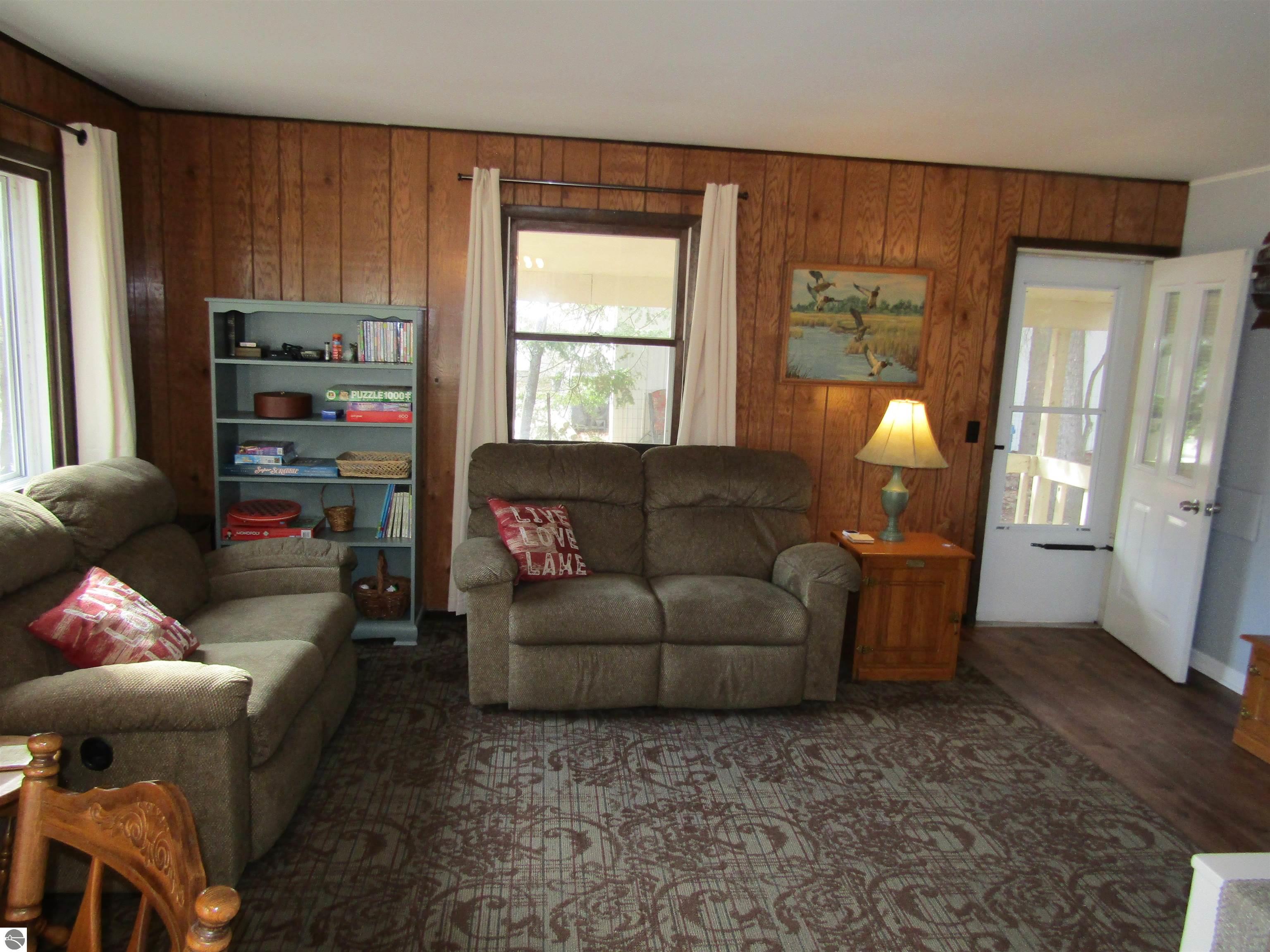 1821 Onondaga Trail