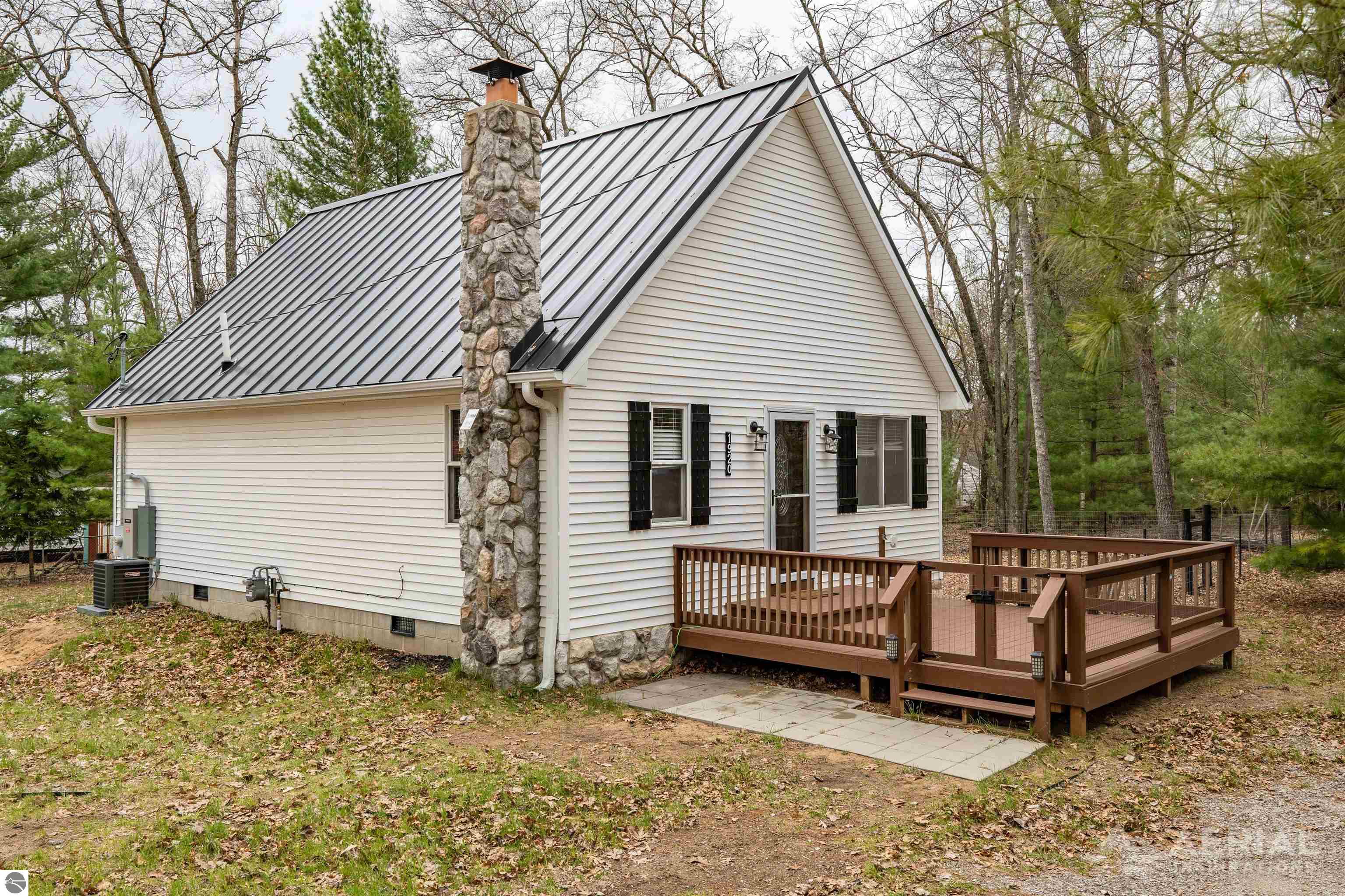 1920 Onondaga Trail