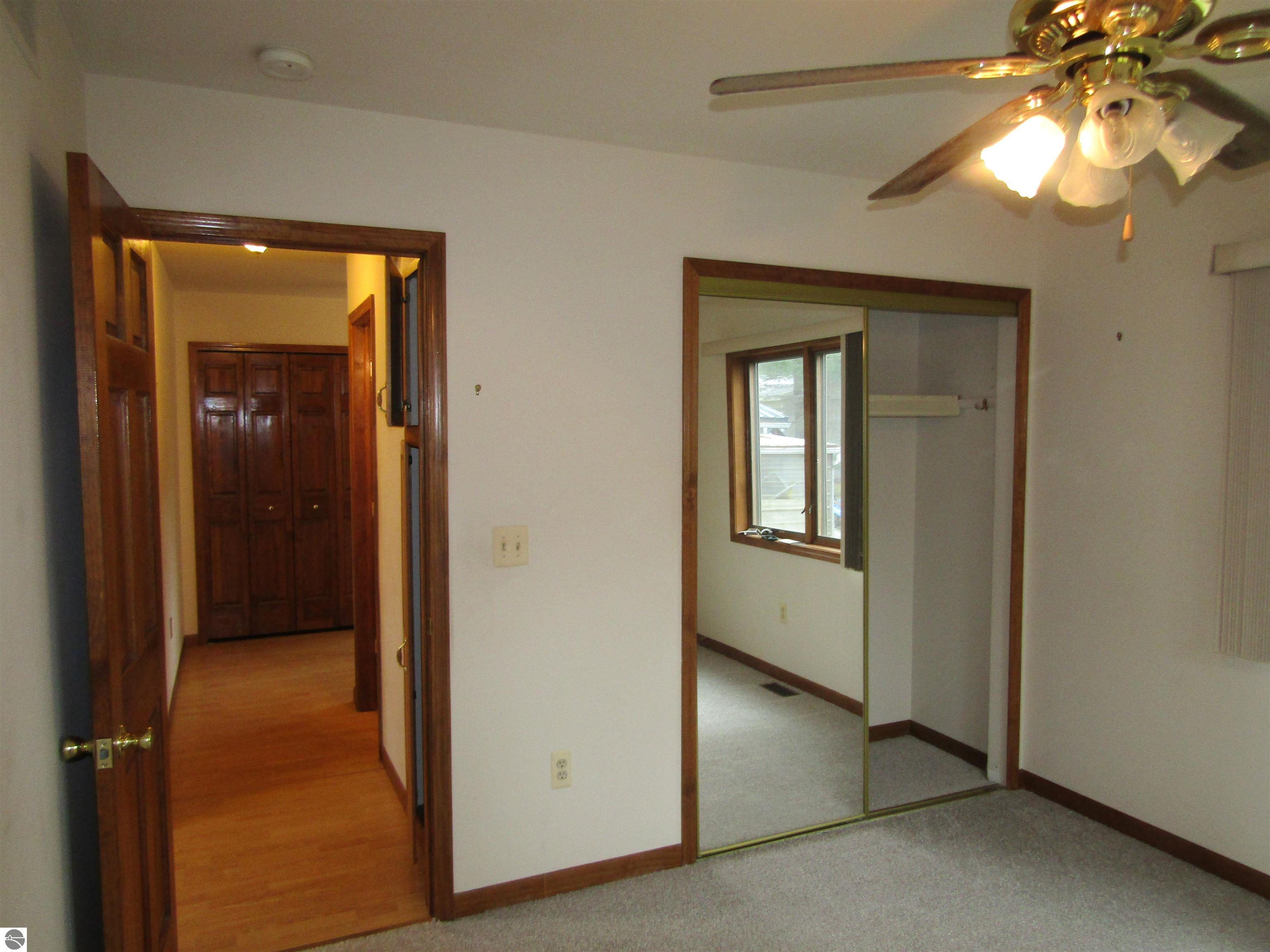 1638 S Ogemaw Trail