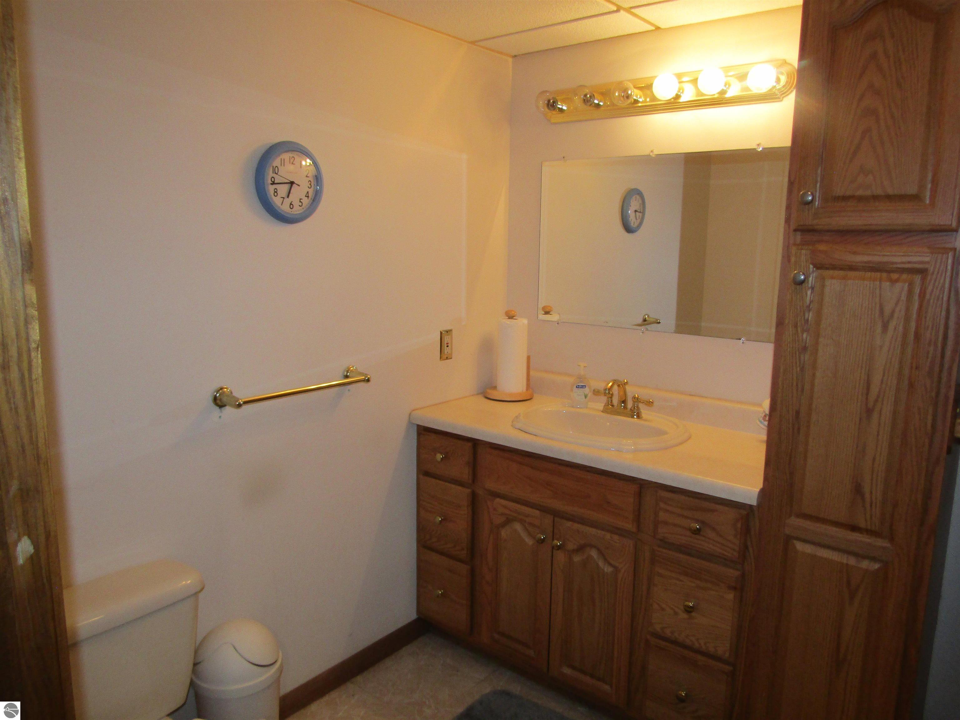 1638 S Ogemaw Trail