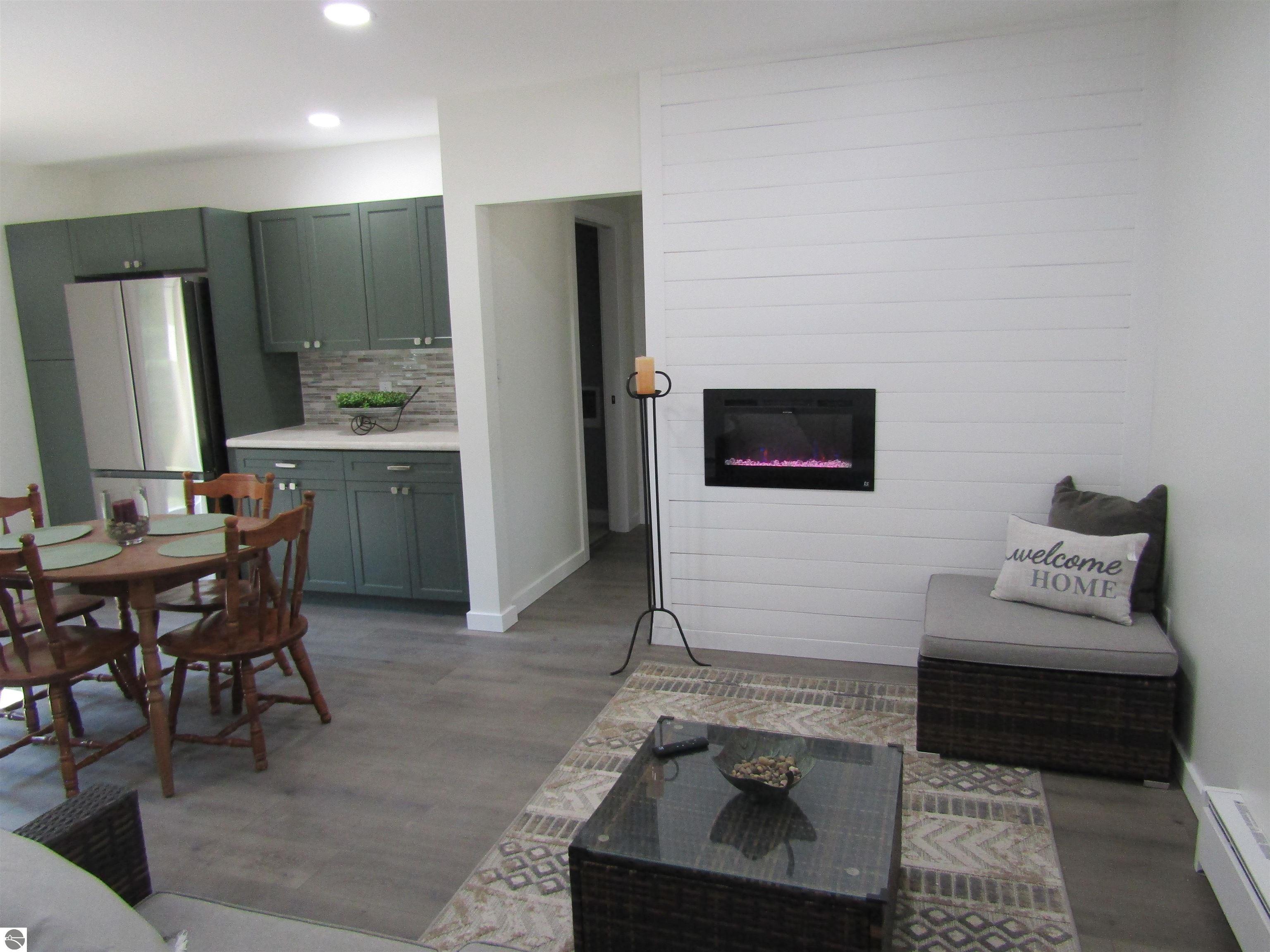 1192 Little Creek Road, SE