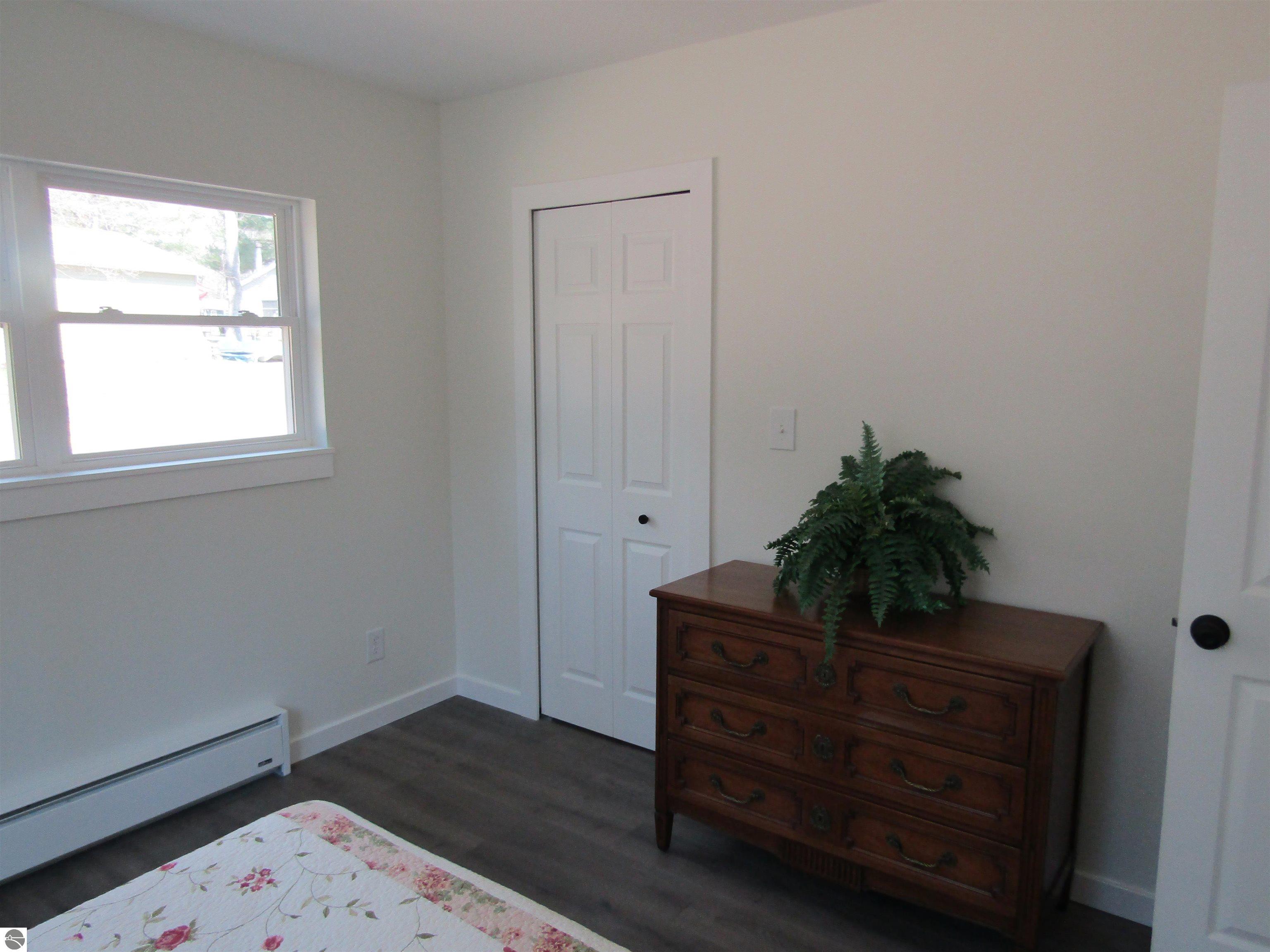1192 Little Creek Road, SE