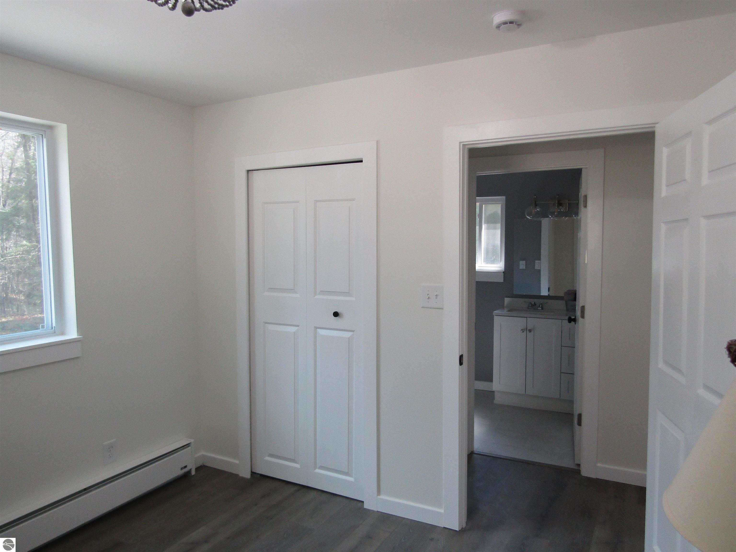 1192 Little Creek Road, SE