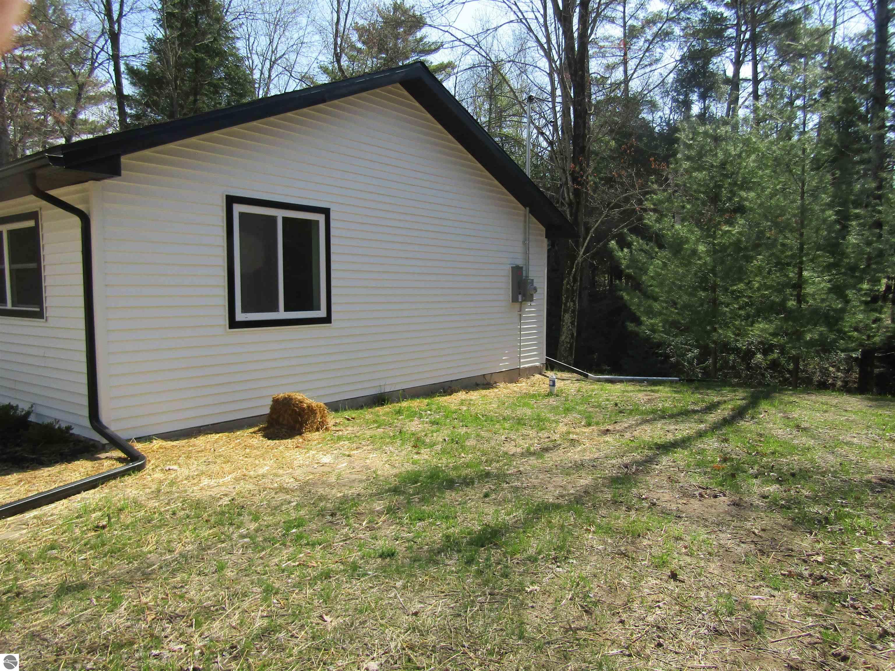 1192 Little Creek Road, SE