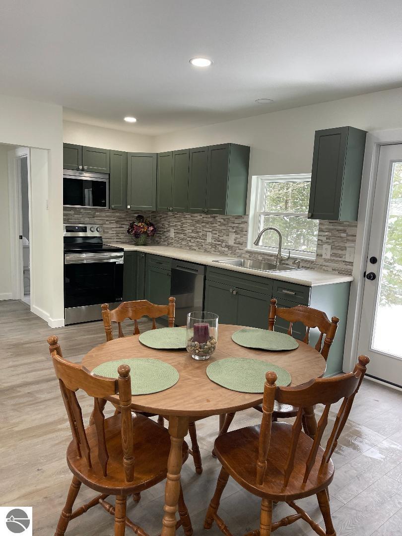1192 Little Creek Road, SE