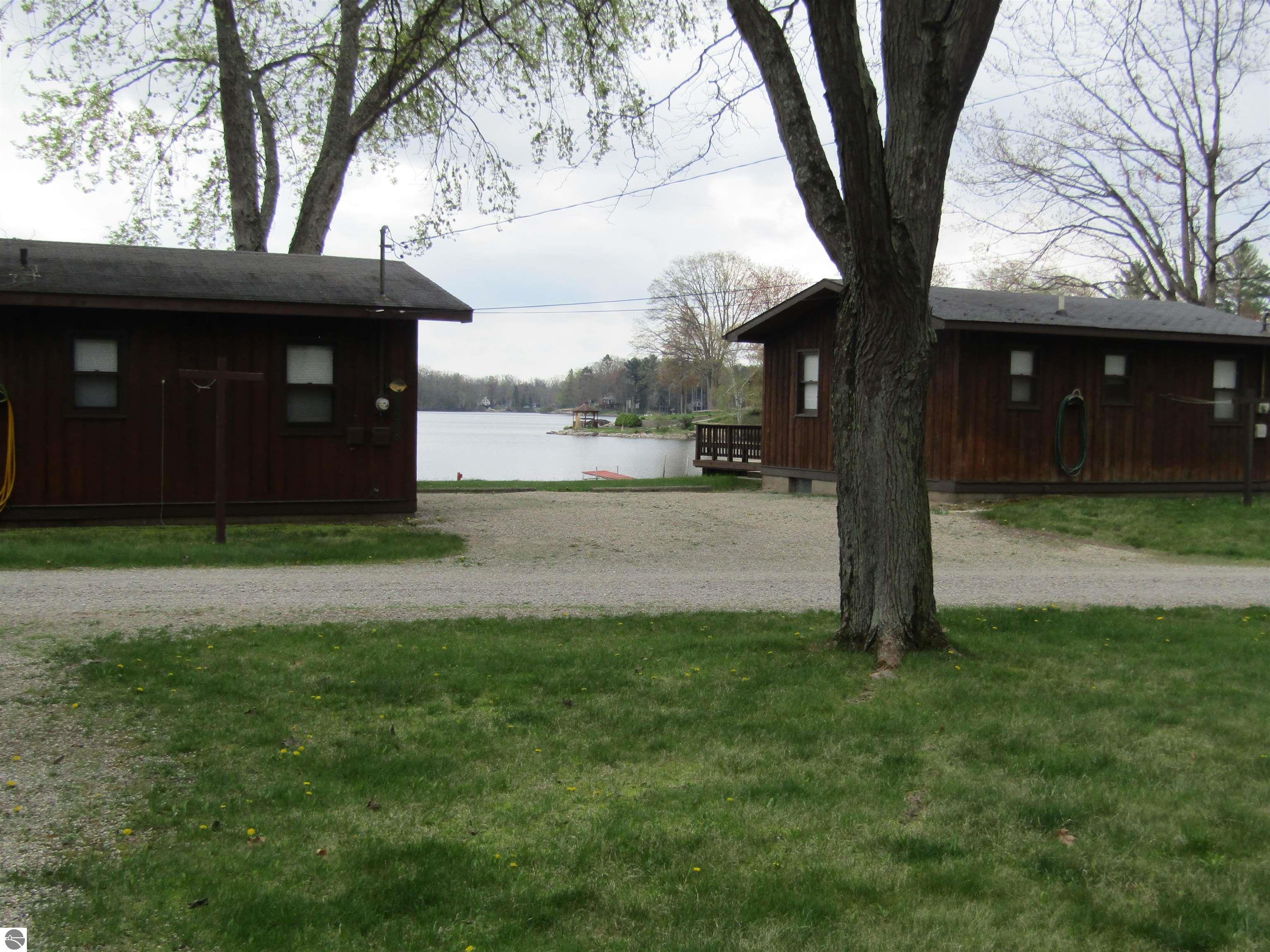 2080 N Ogemaw Trail