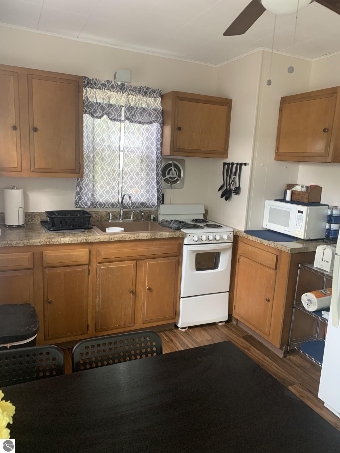 2052 N Ogemaw Trail
