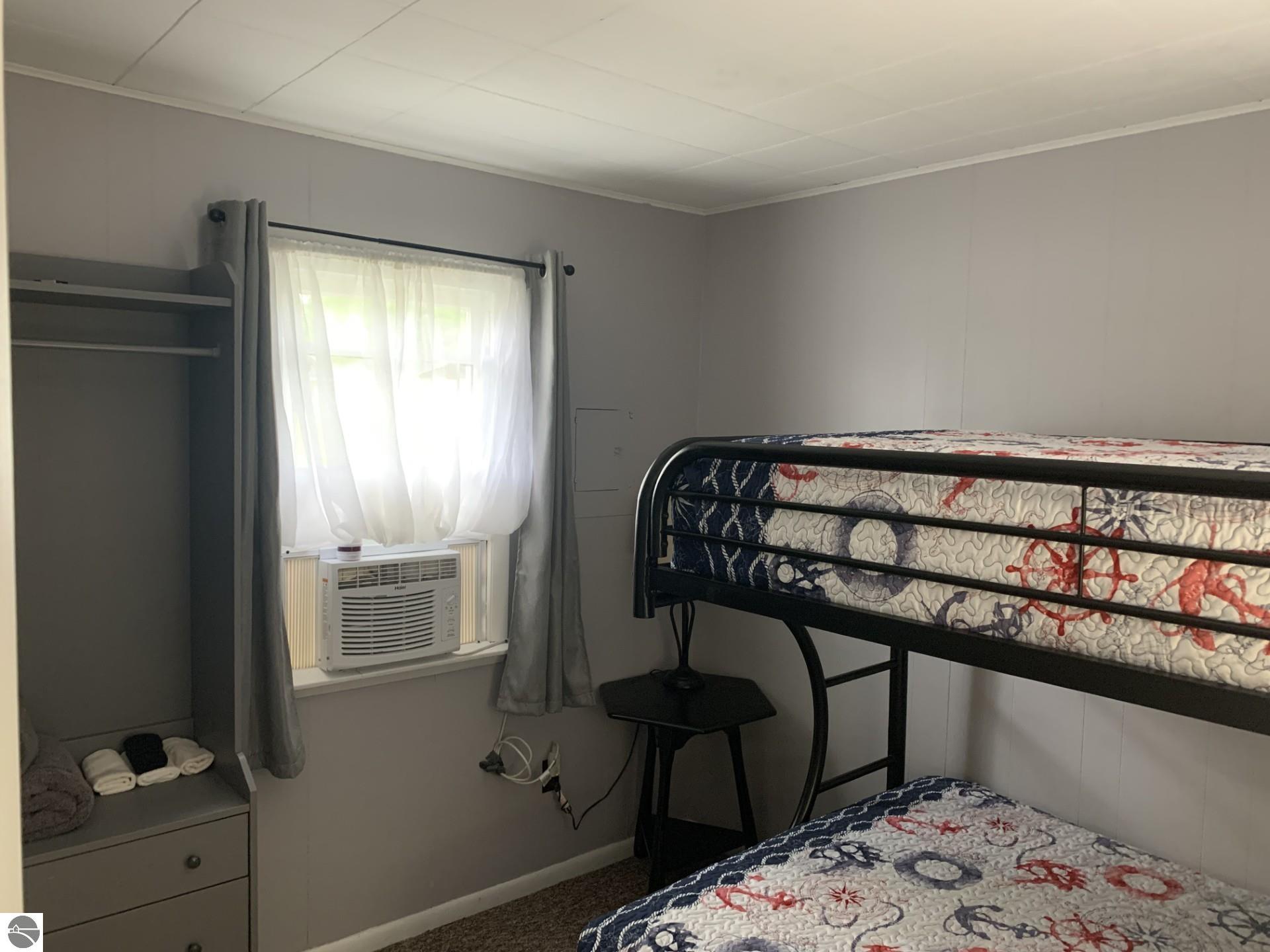2052 N Ogemaw Trail