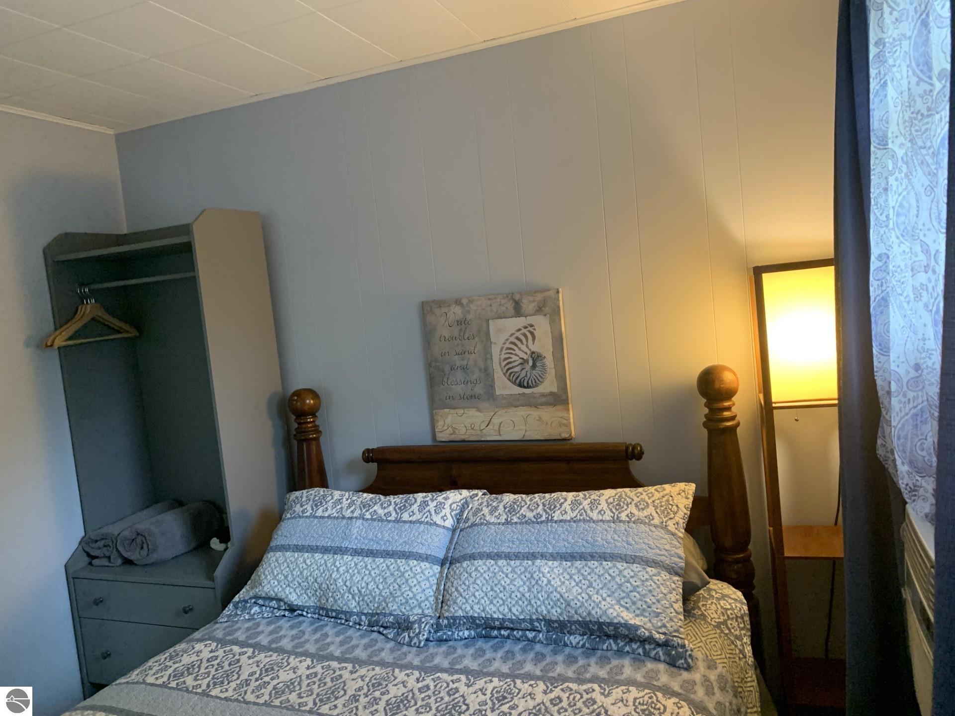 2052 N Ogemaw Trail