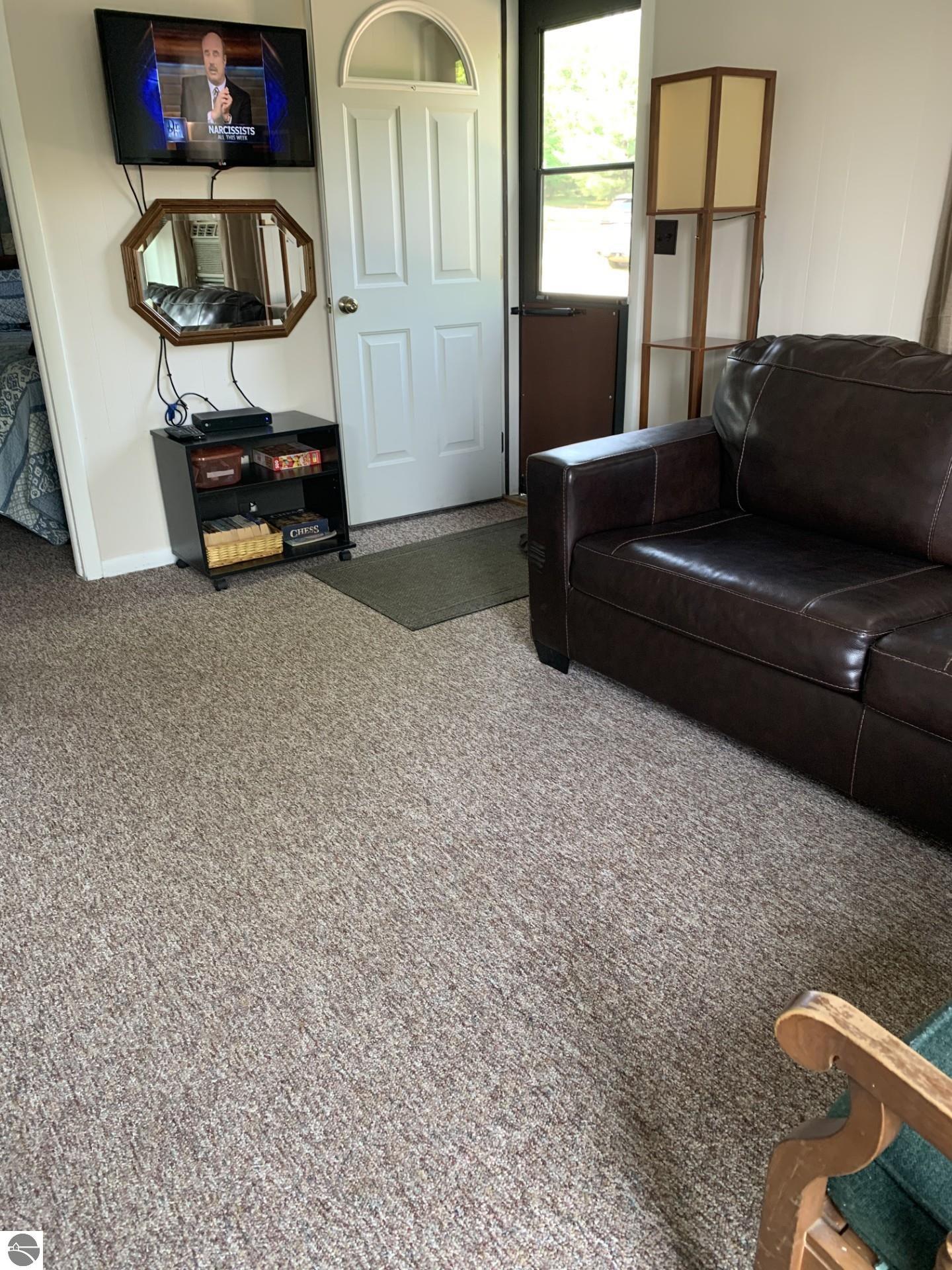 2052 N Ogemaw Trail
