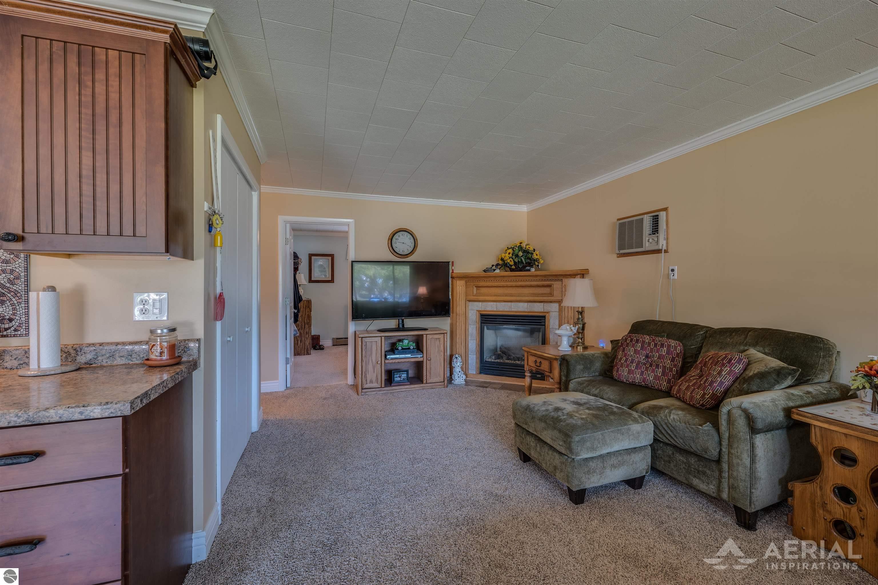 1580 N Ogemaw Trail