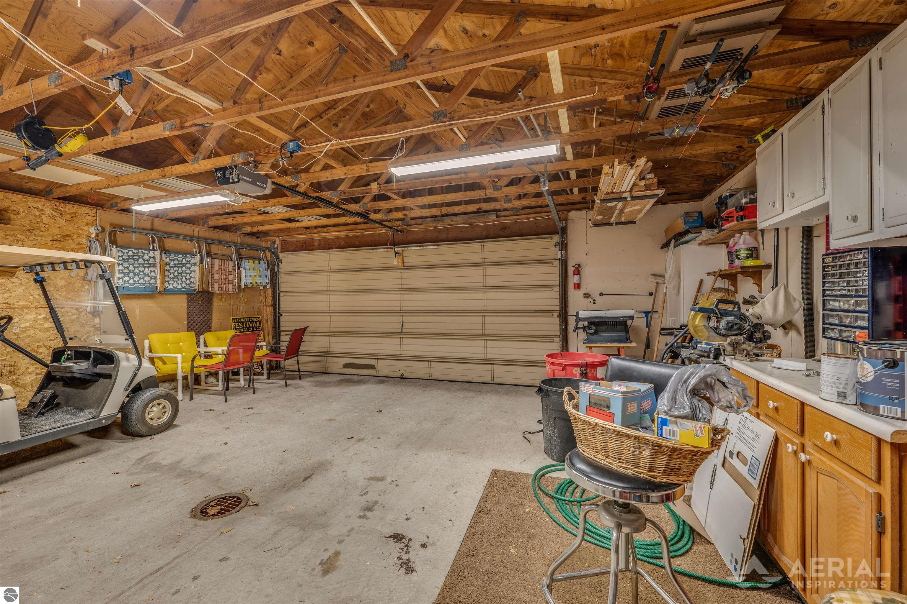 1580 N Ogemaw Trail