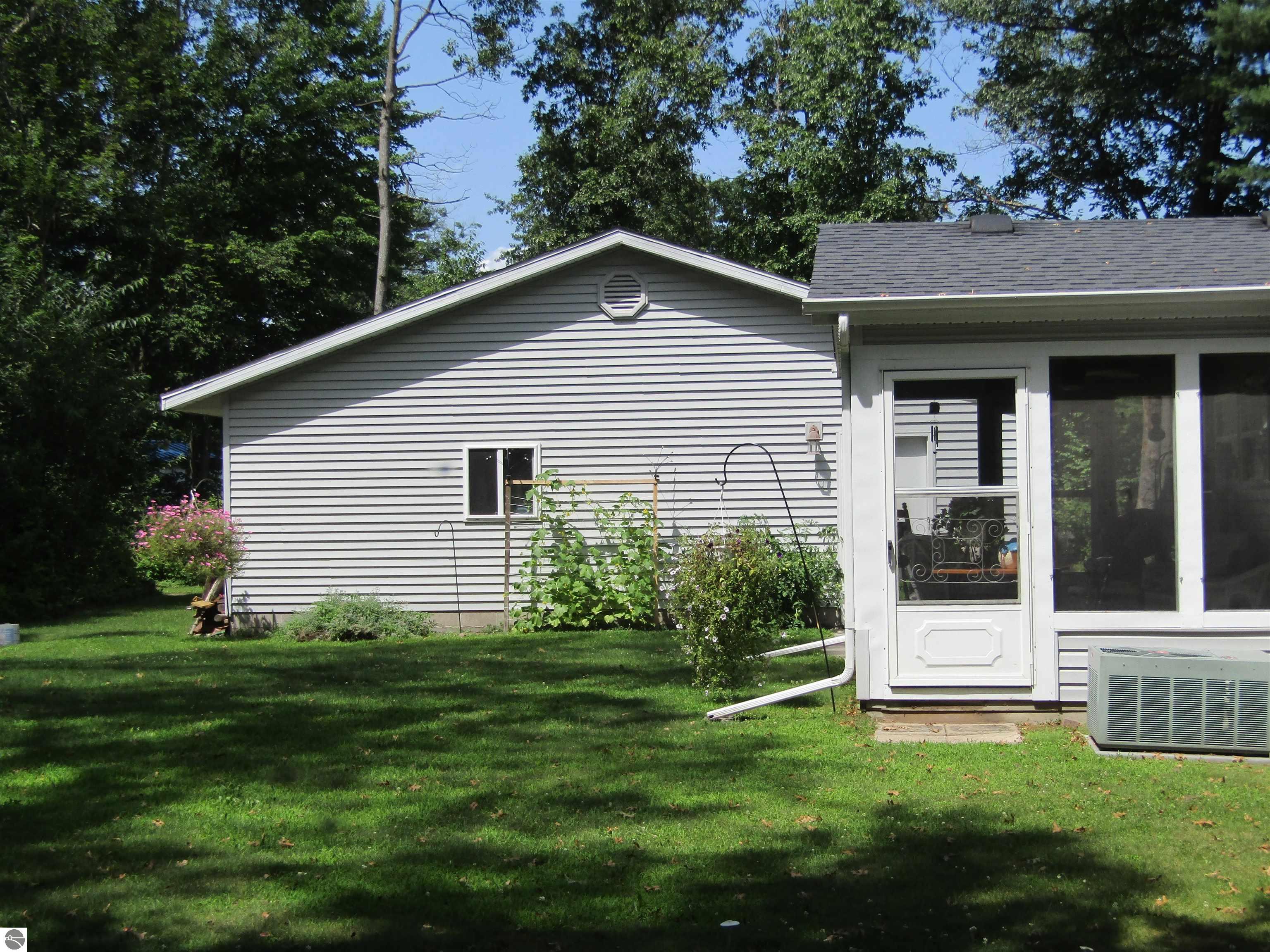 2344 Rifle River Trail