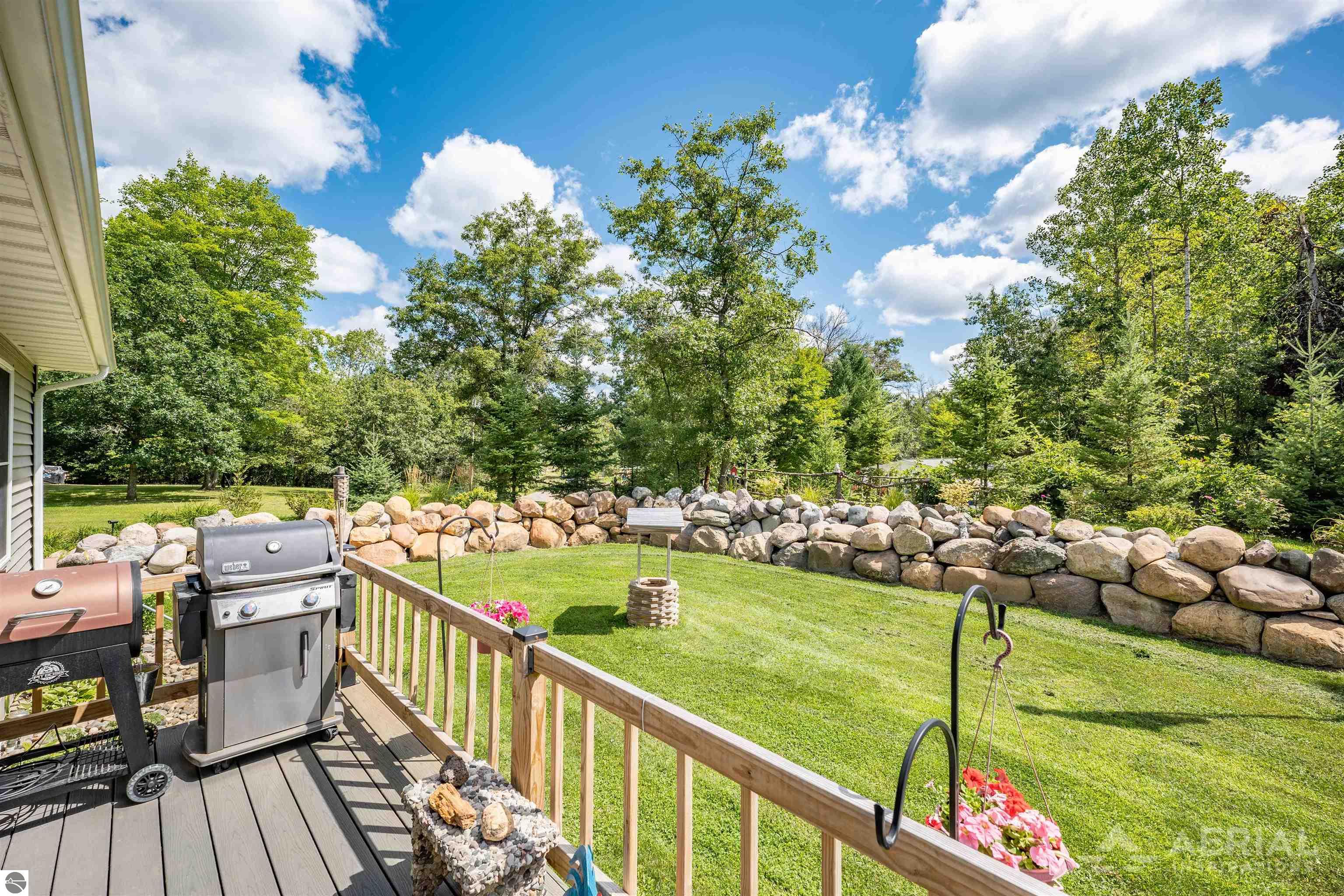 2811 Rifle River Trail