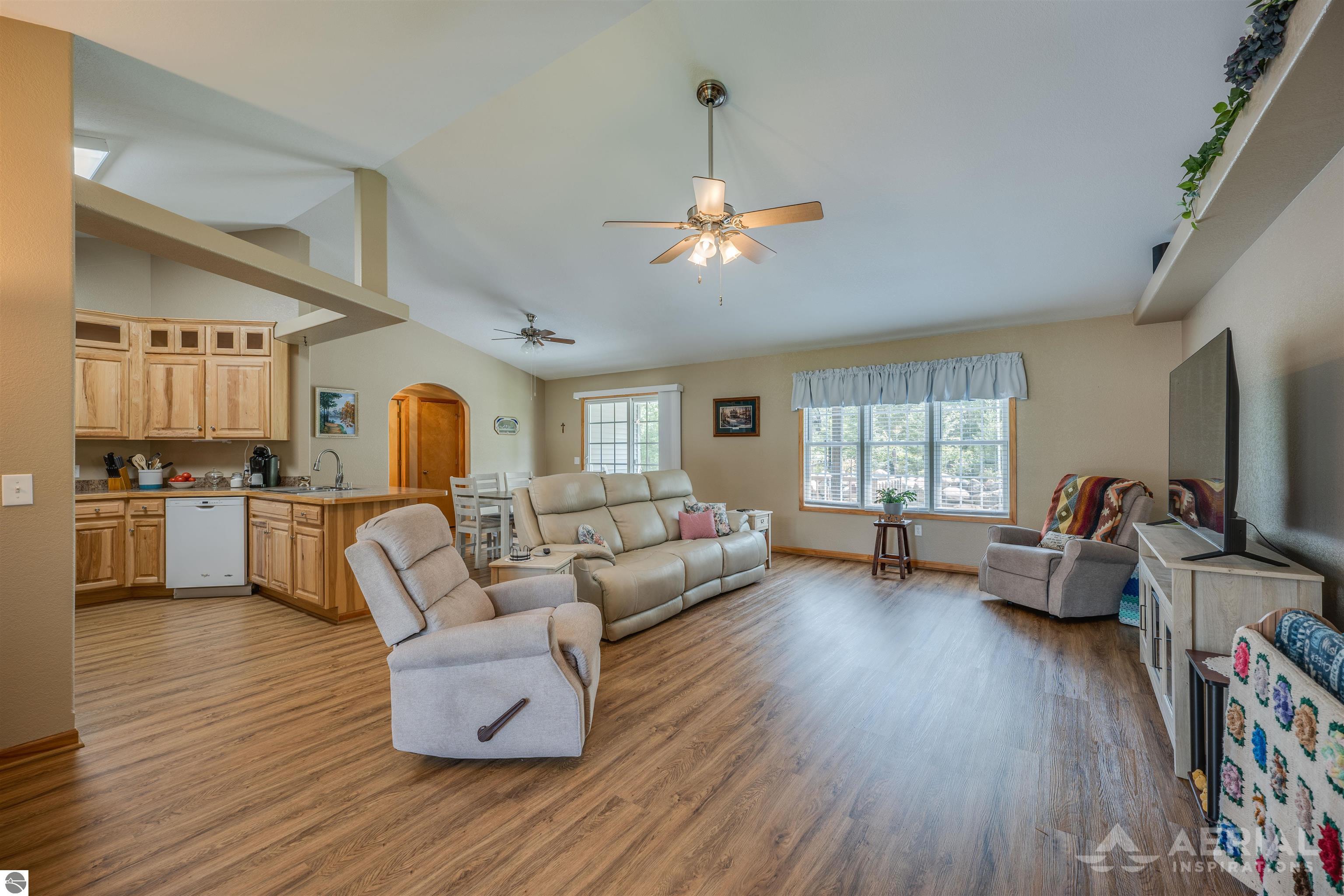 2811 Rifle River Trail