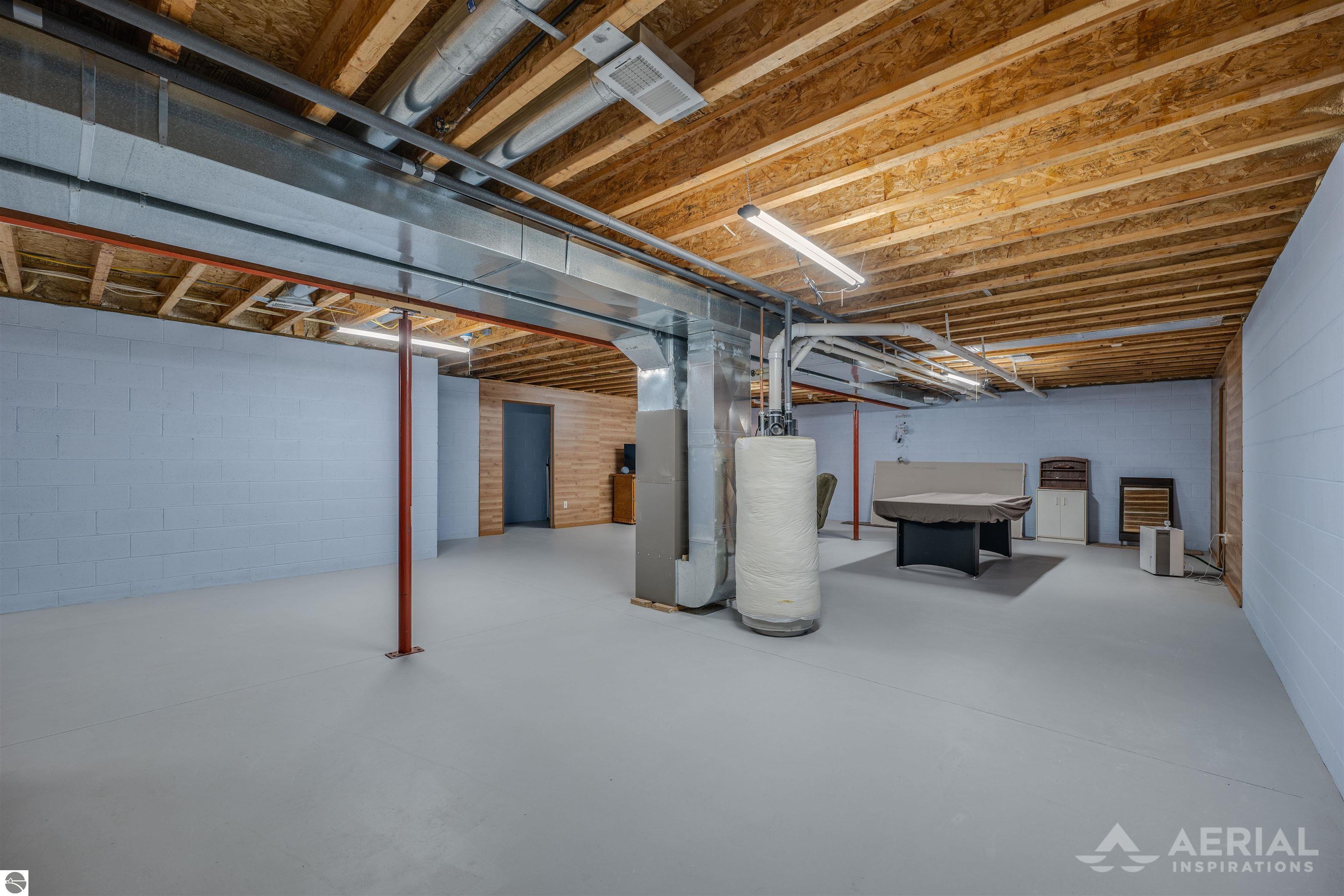 2811 Rifle River Trail