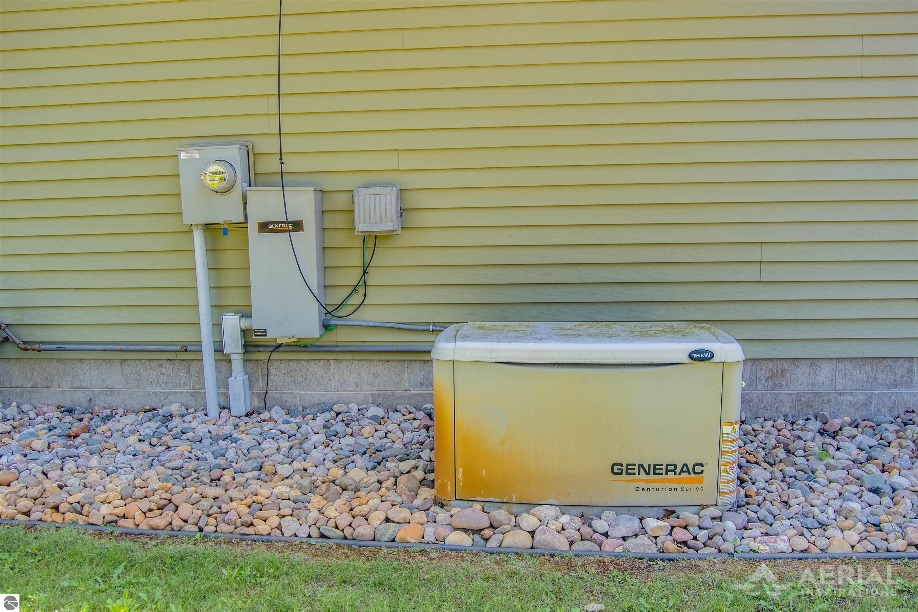 2811 Rifle River Trail