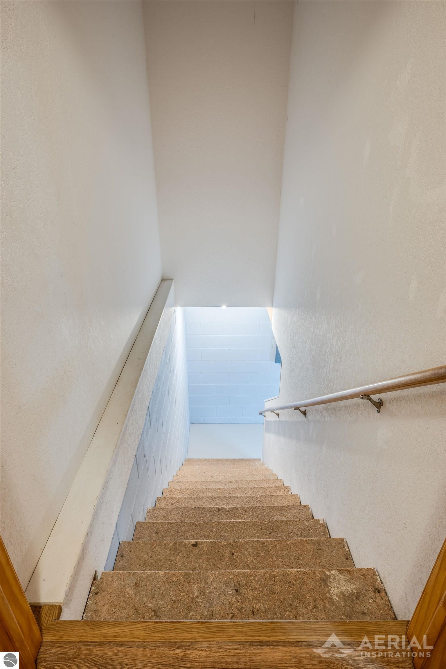 2811 Rifle River Trail