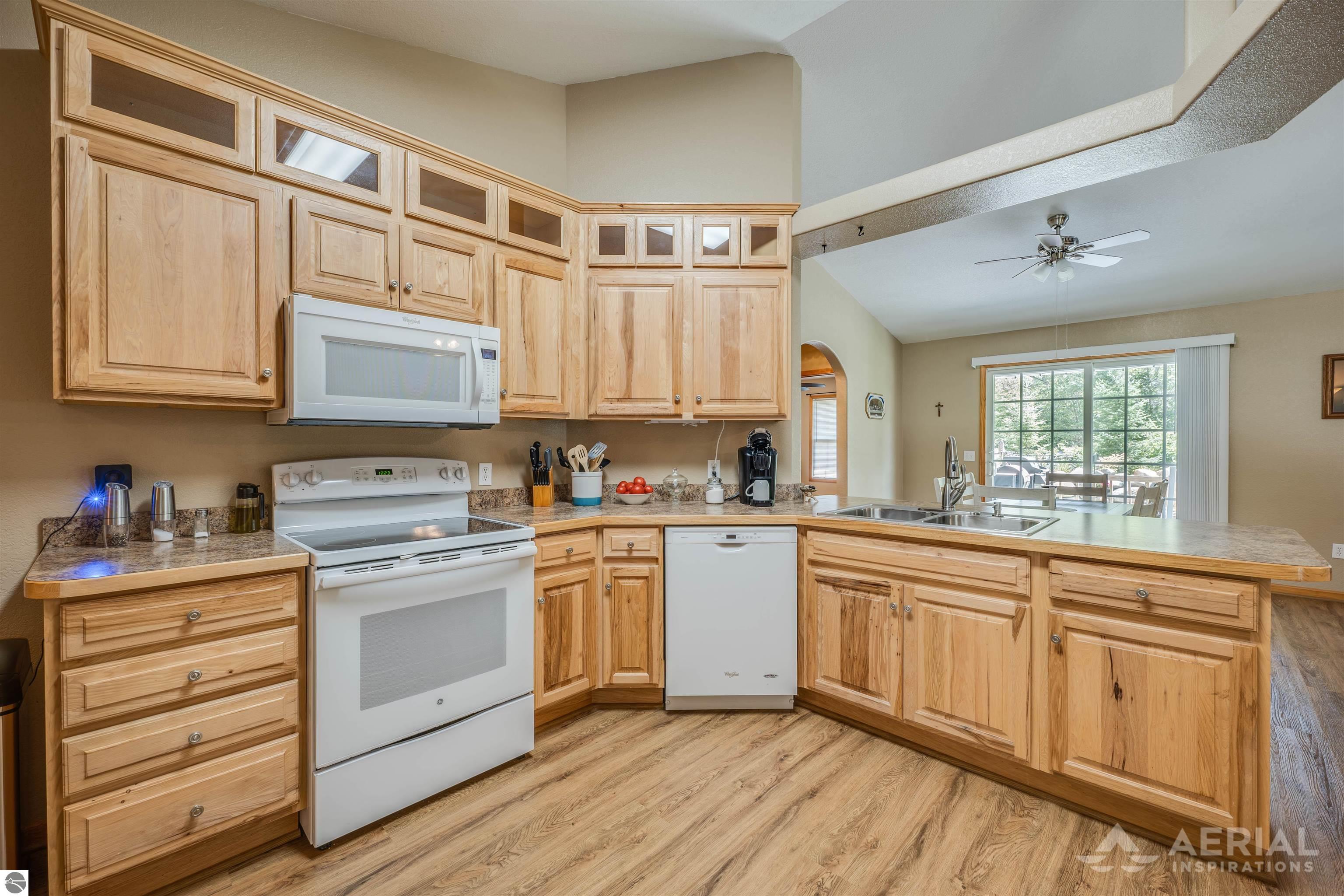 2811 Rifle River Trail