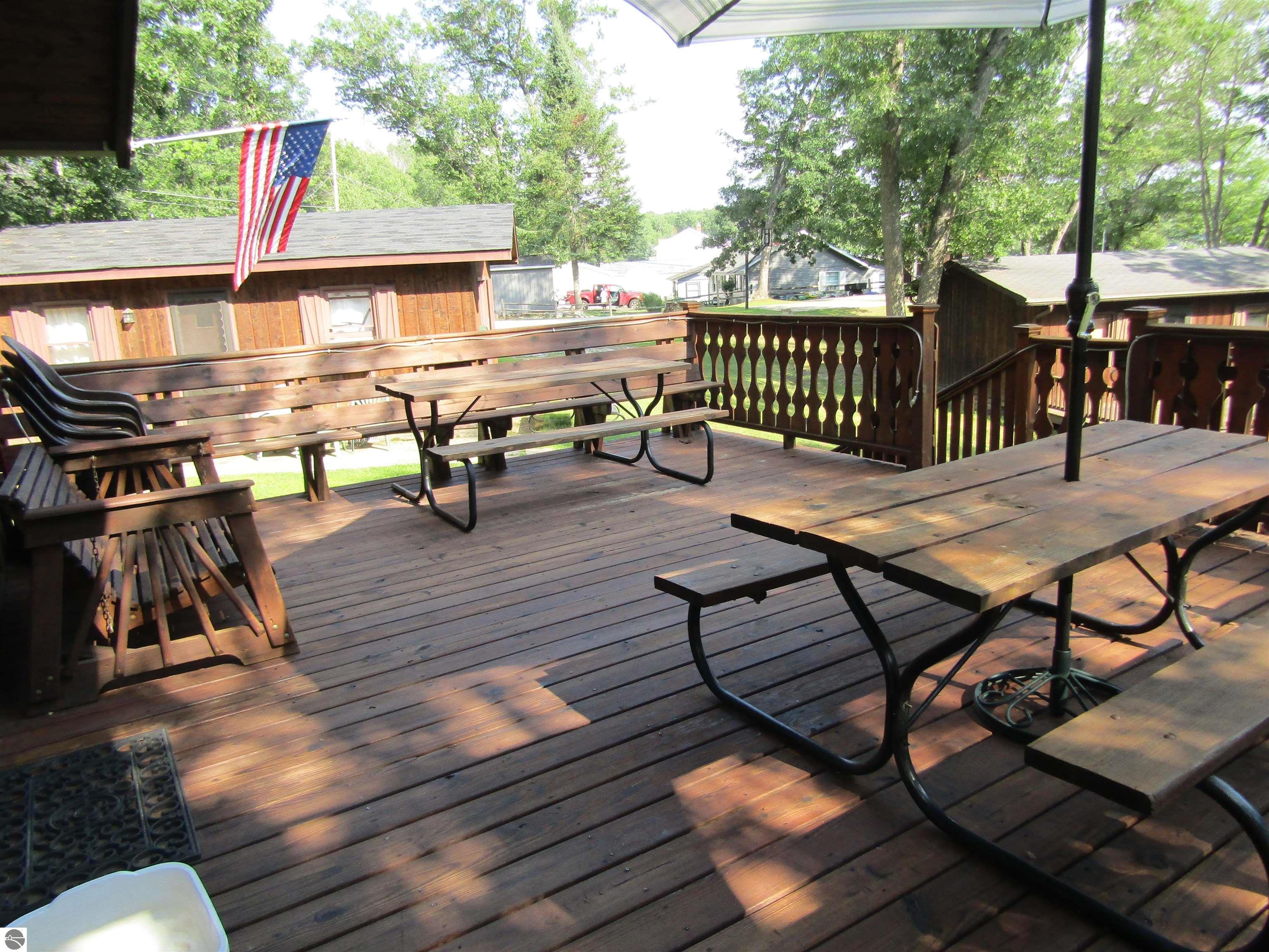 2082 N Ogemaw Trail