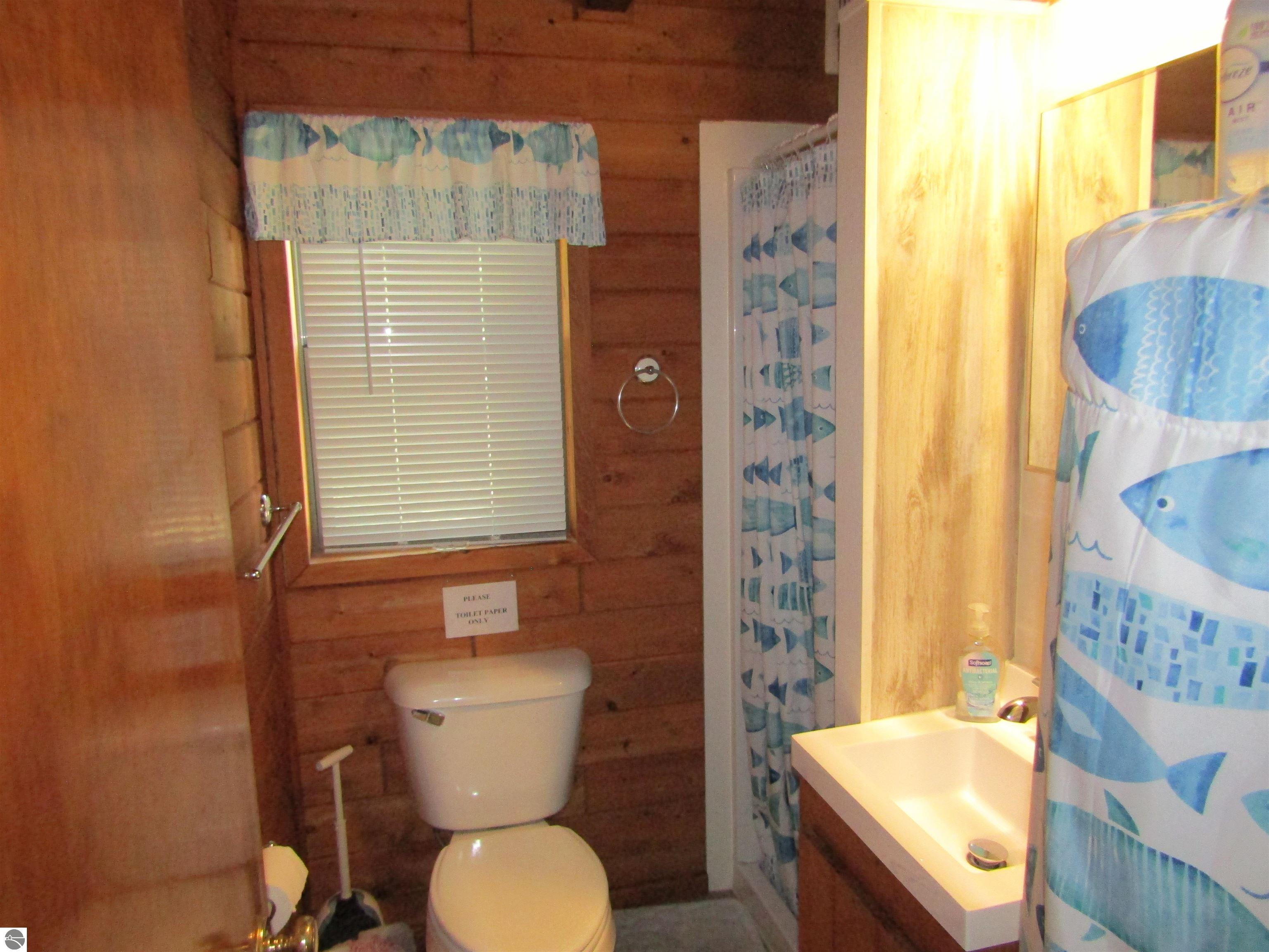 2082 N Ogemaw Trail